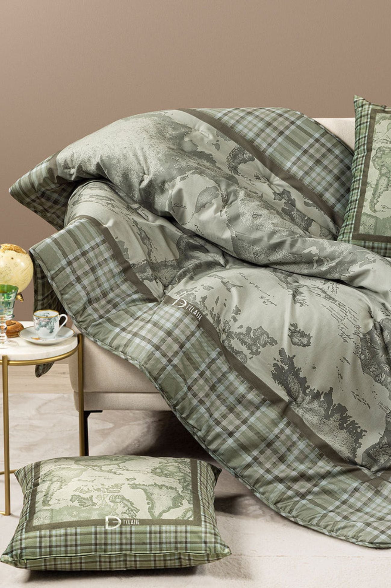 Geo Tartan Green Plaid