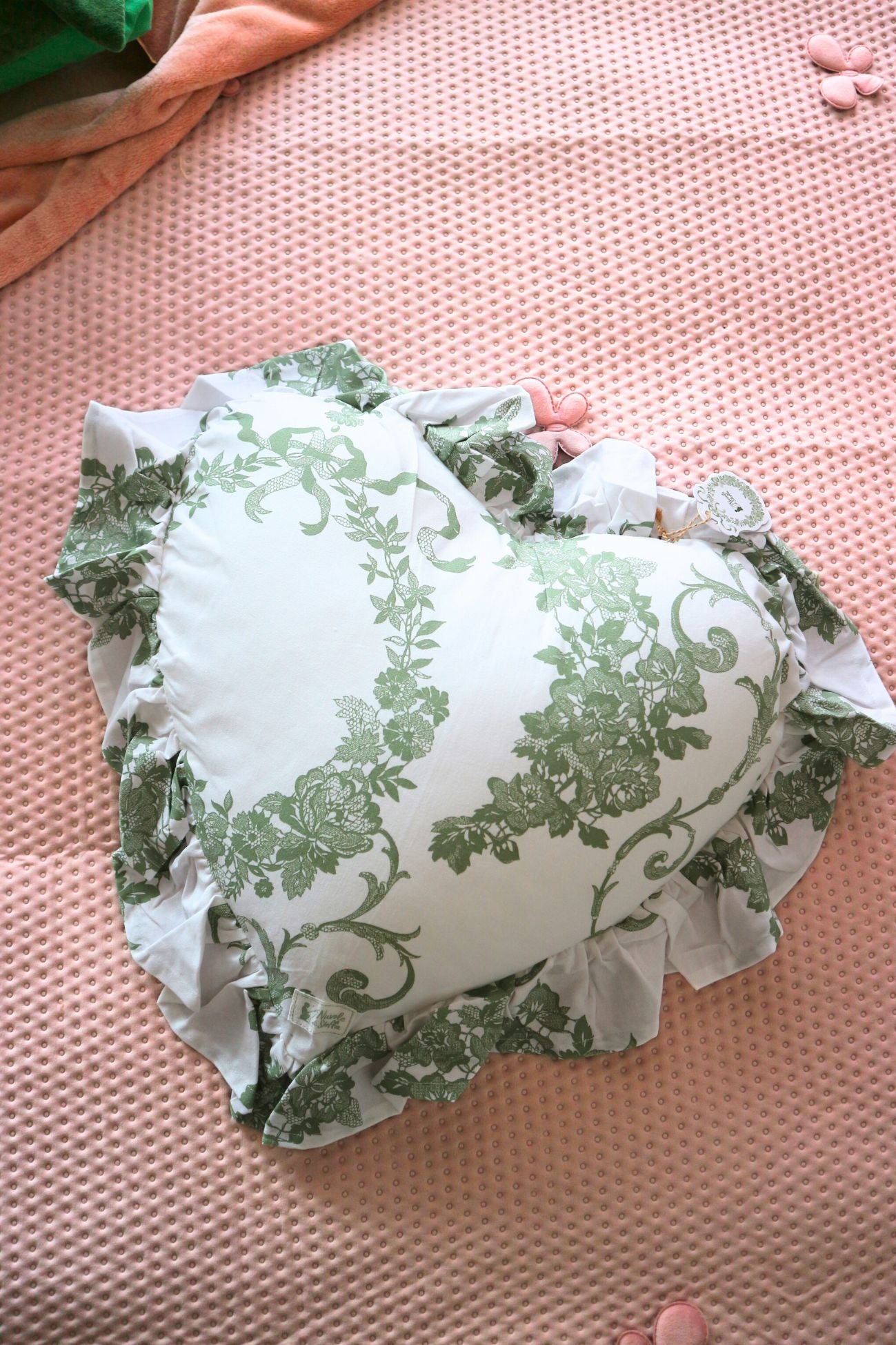 Breakfast on the Grass