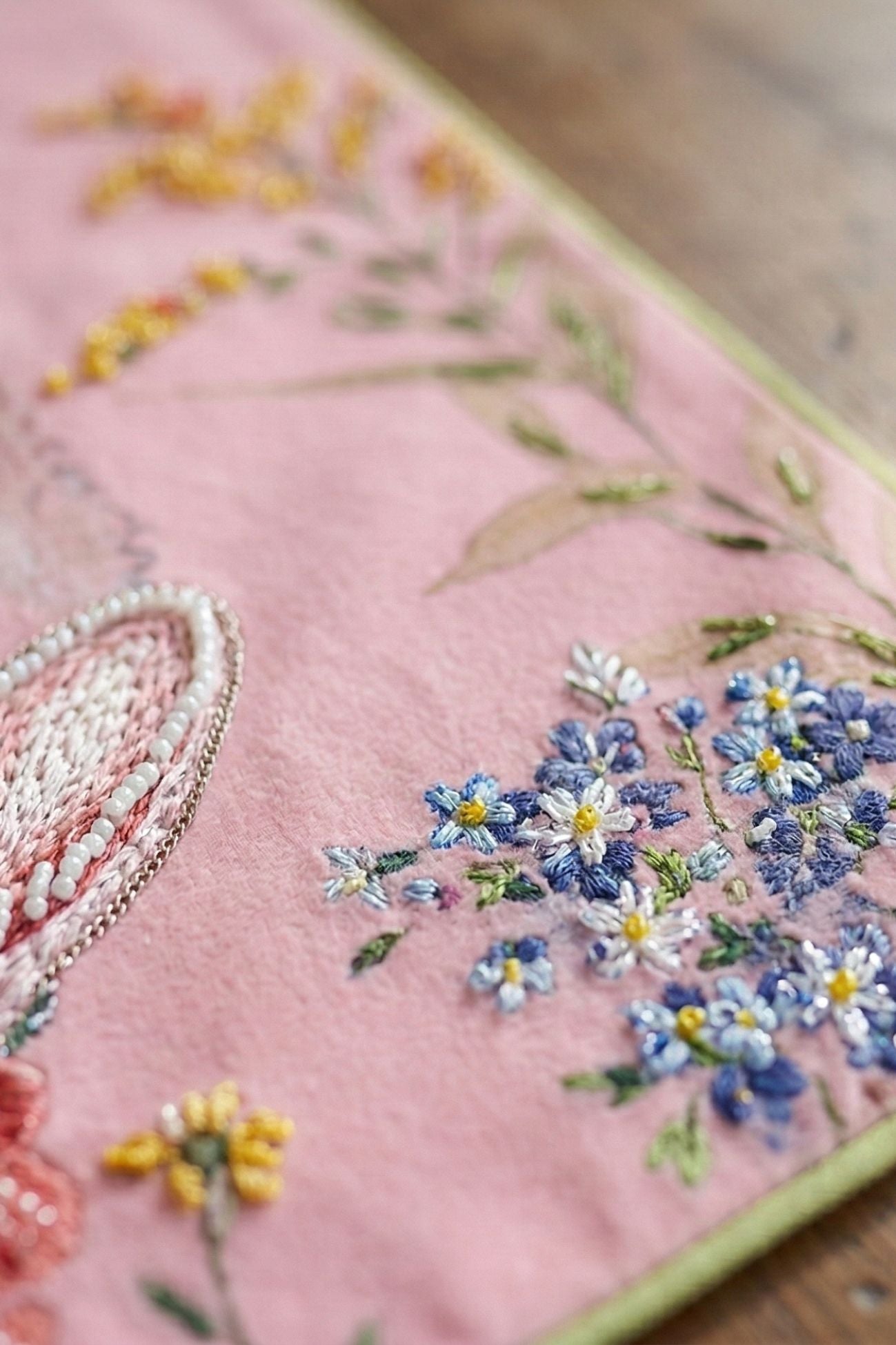 Miss Rabbit Runner Rosa