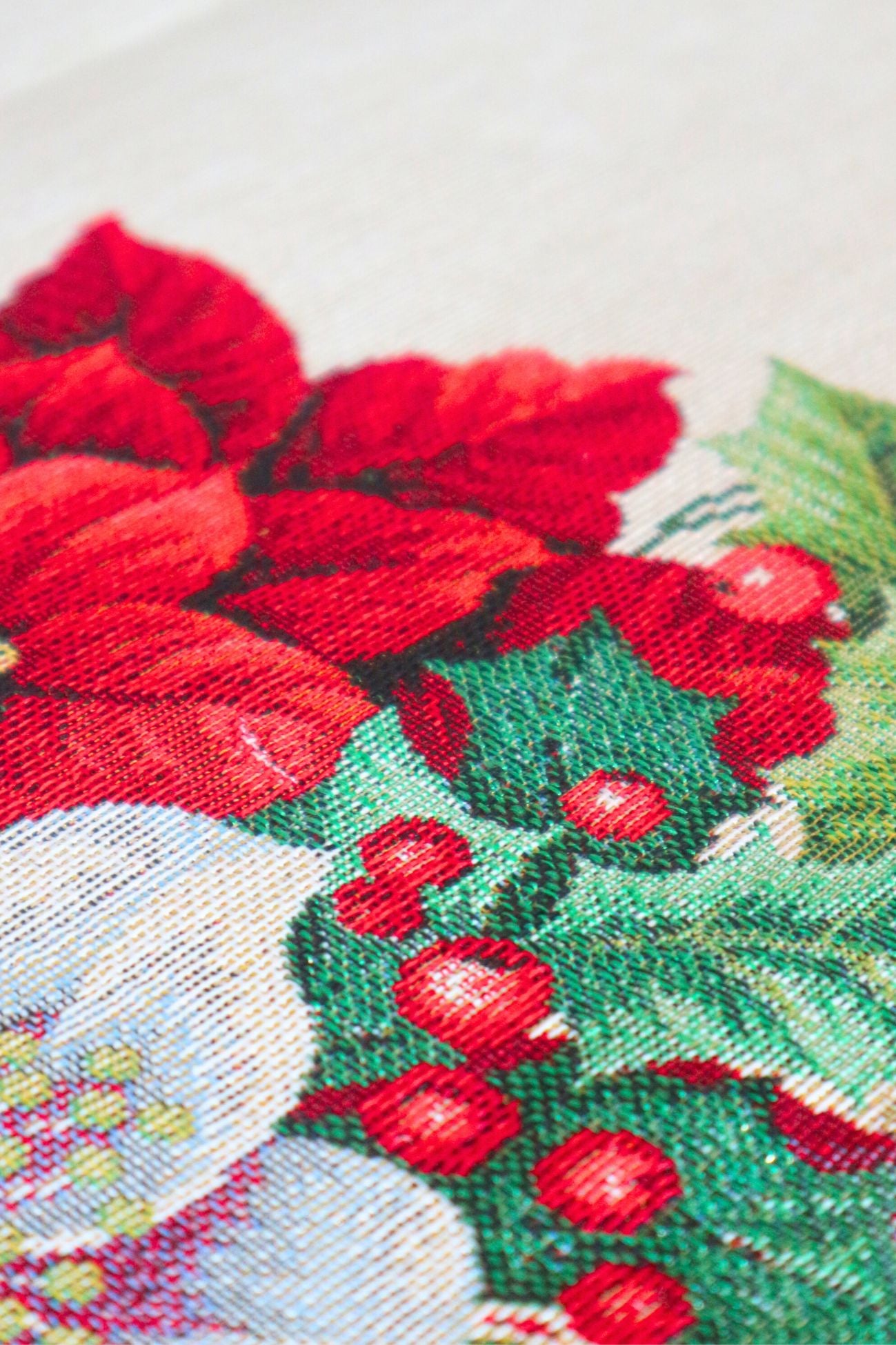 Berry - Christmas Tapestry