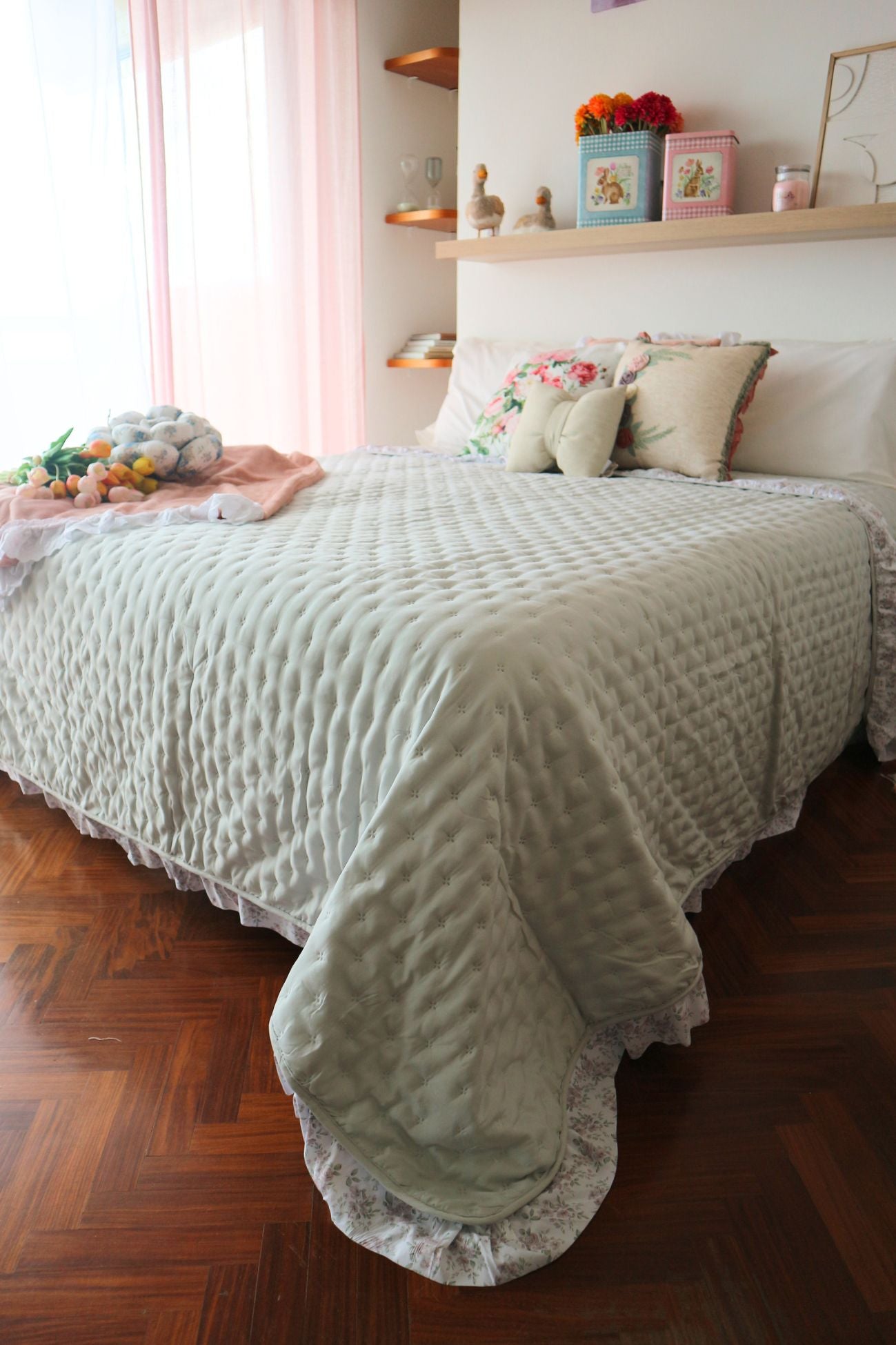 Breakfast on the Grass