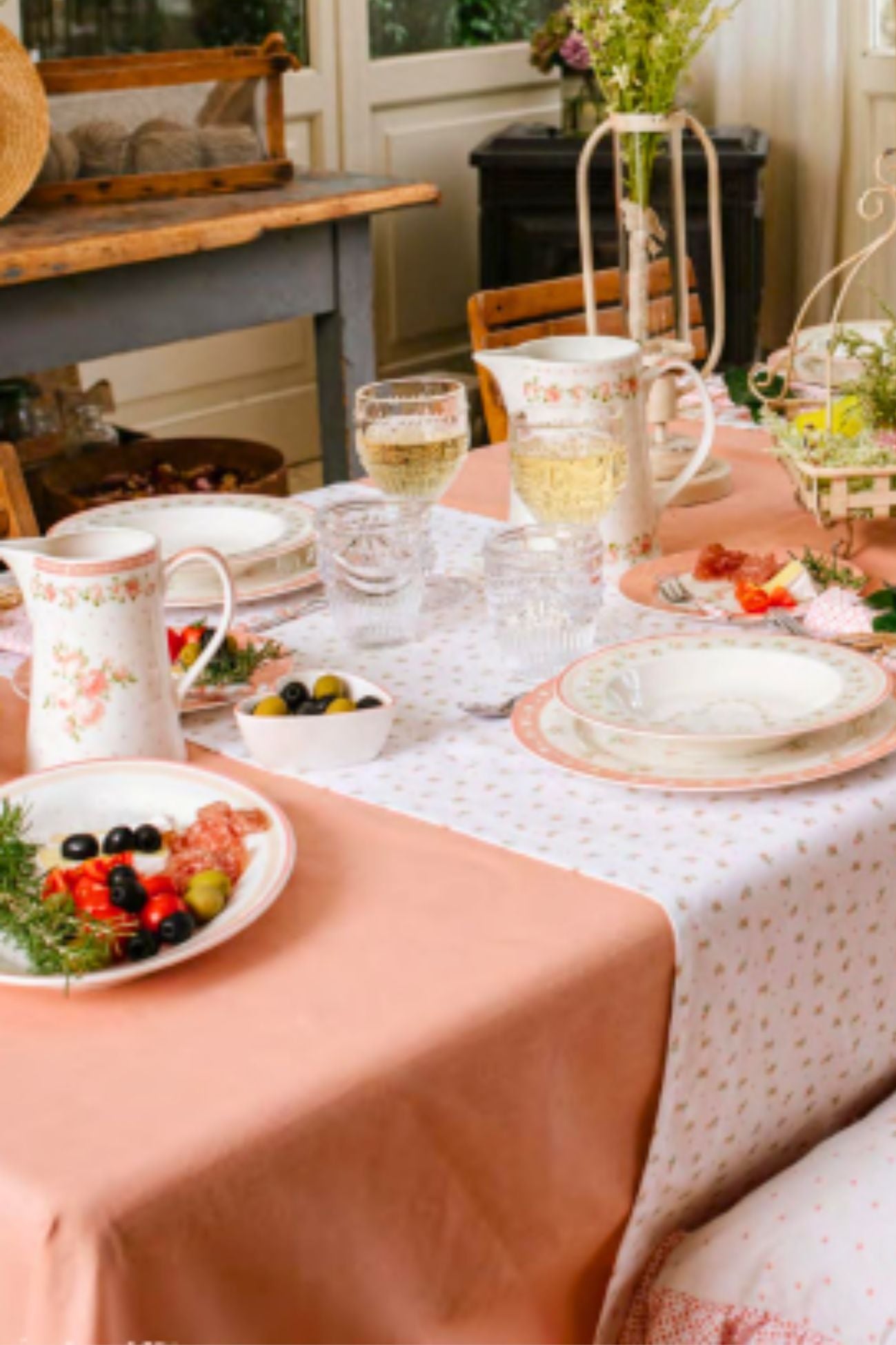 Breakfast on the Grass