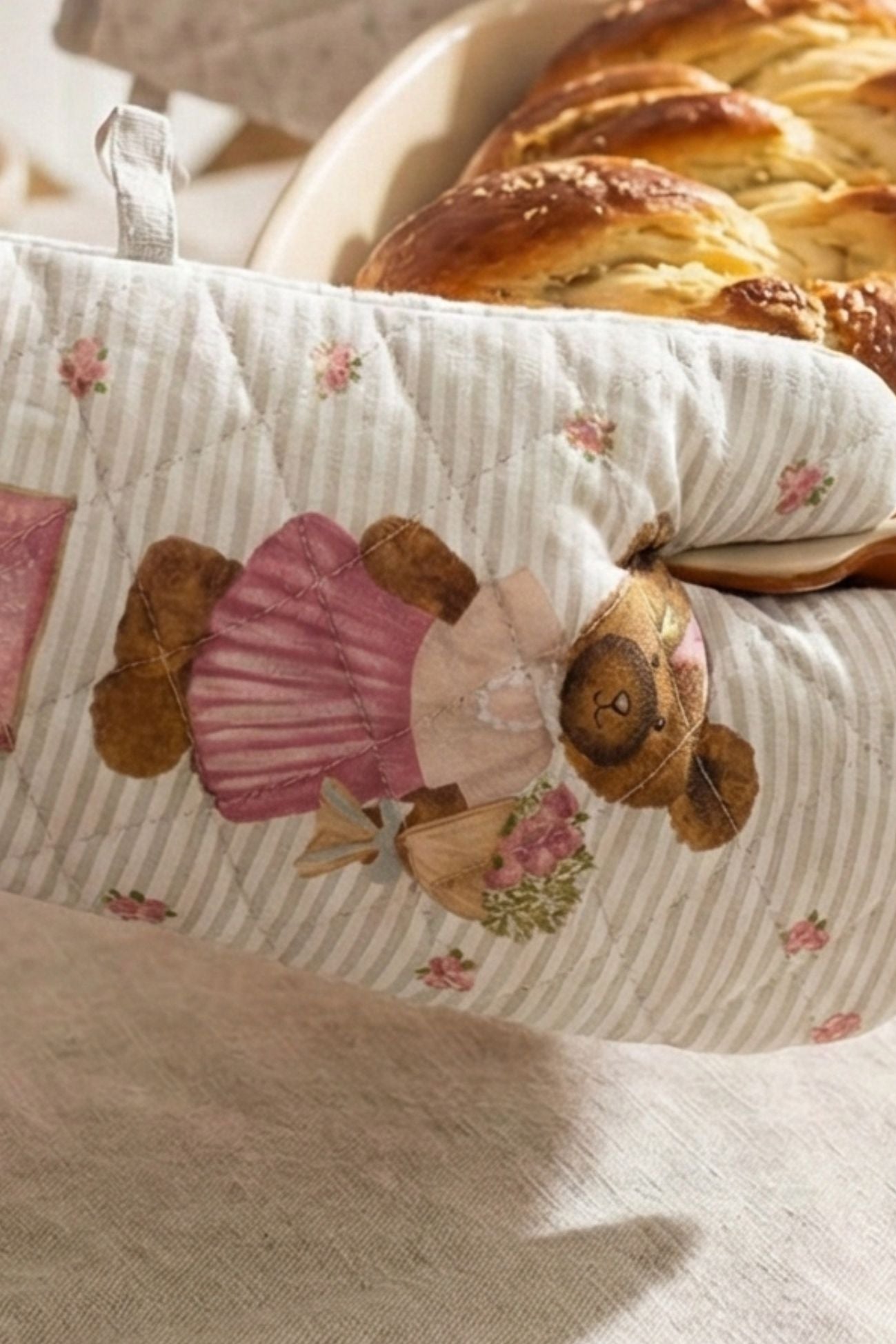 Sweet Bear Guantone Lei