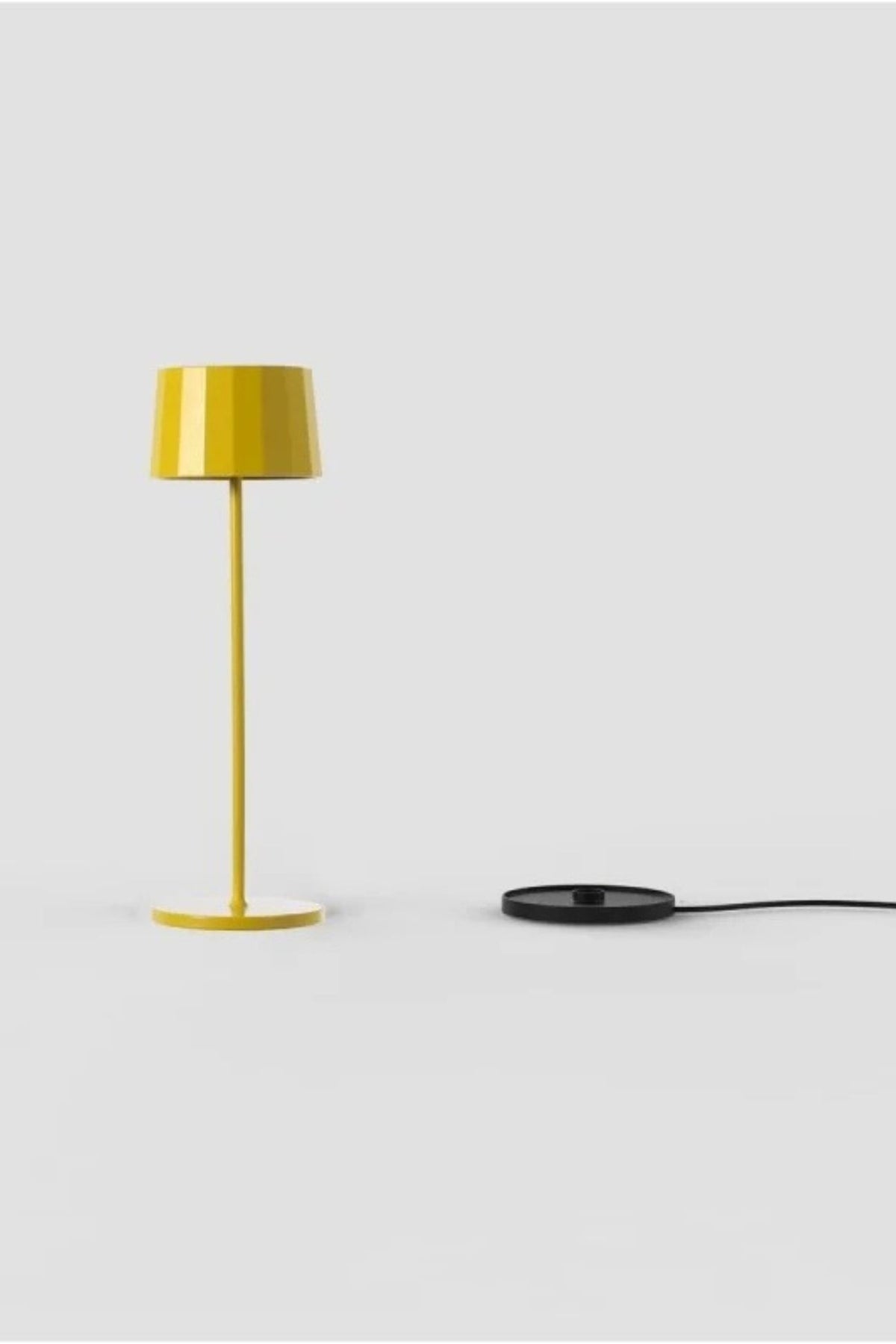 Twiggy Less Lampada Da Tavolo Giallo