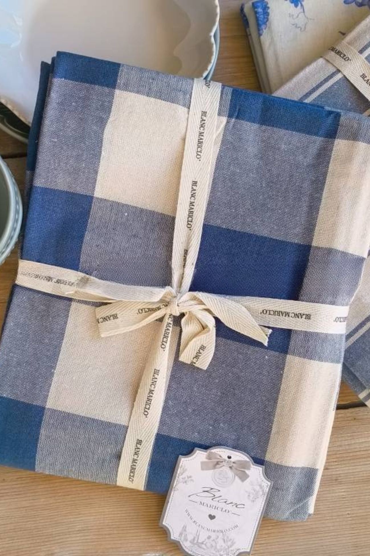 Breakfast on the Grass