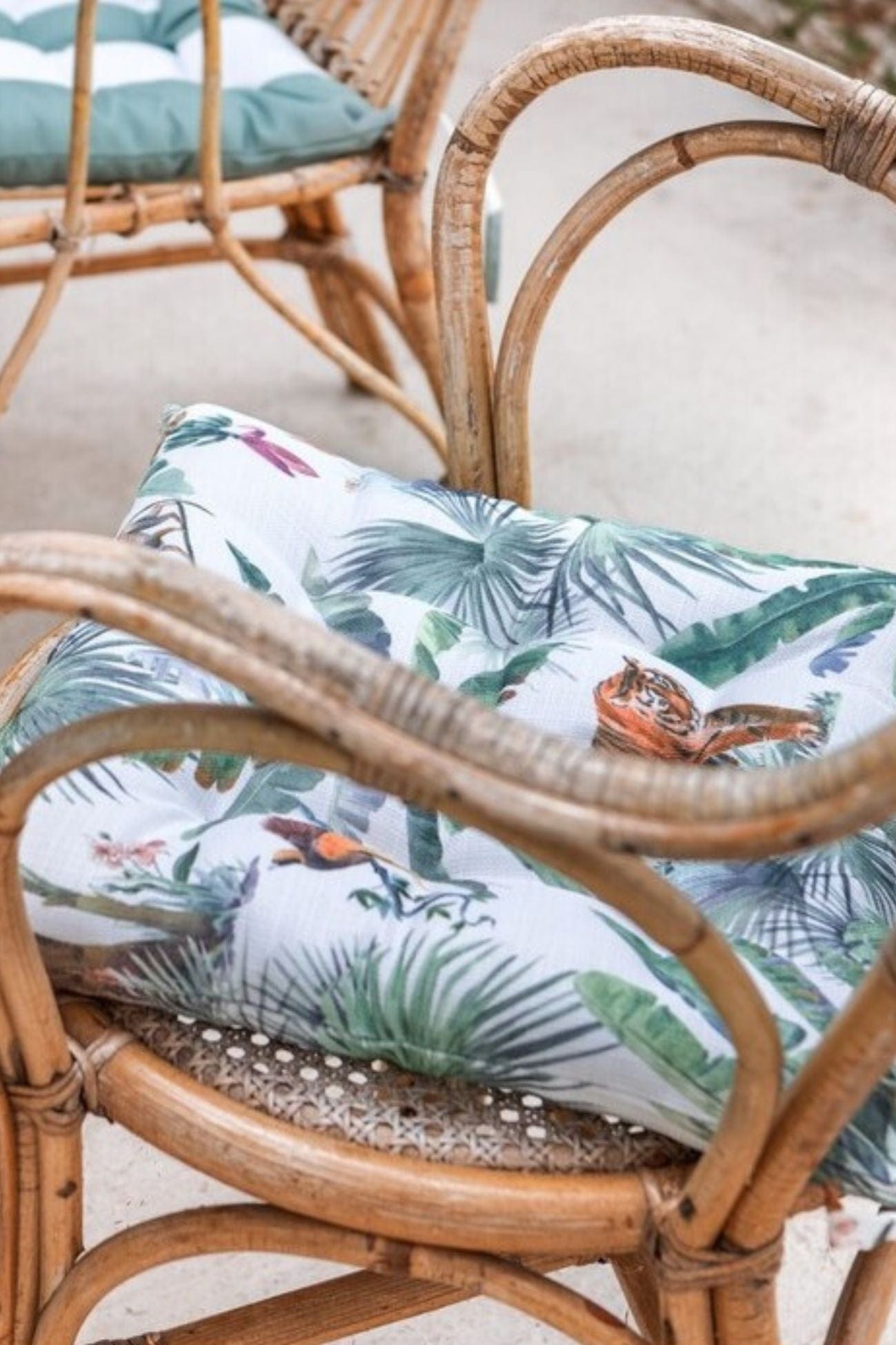 Blanc MariClo' Cocorita Cocorita - Cuscino esotico da sedia imbottito in poliestere | Blanc MariClo'