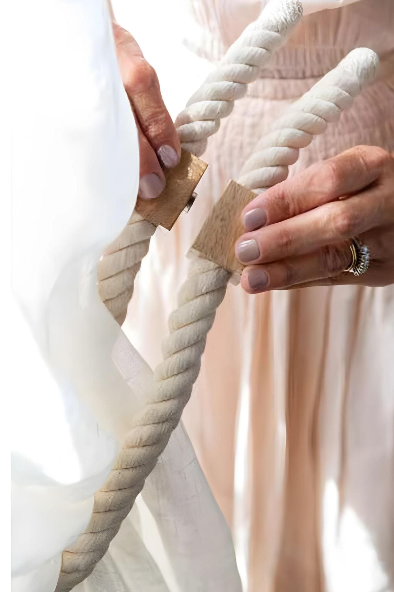 Blanc MariClo' Della Della - Embrasse in corda con calamita 75 cm | Blanc MariClo'