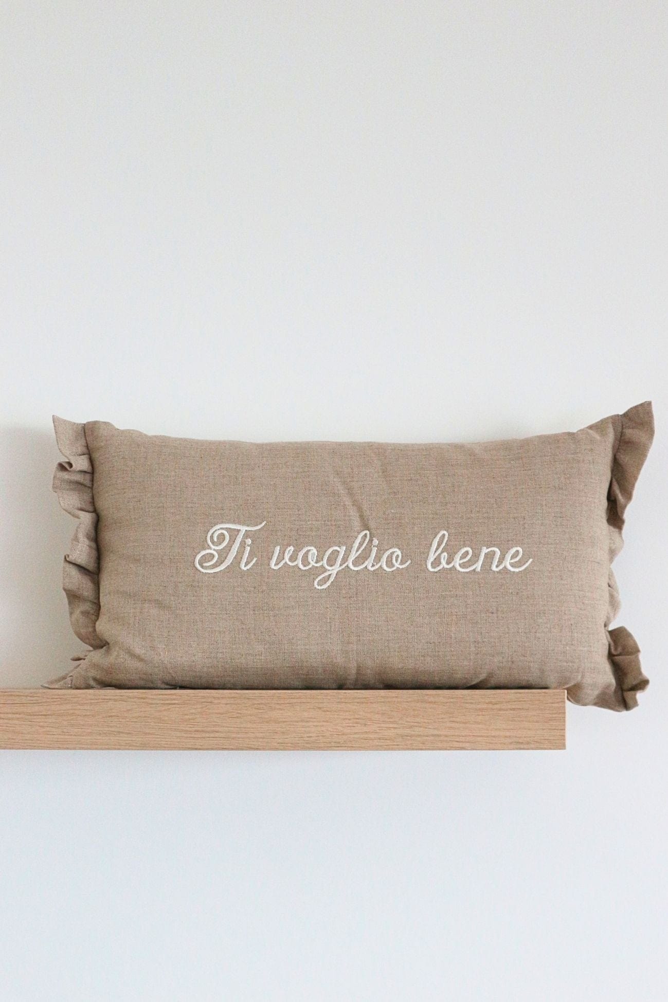 Blanc MariClo' Ti Voglio Bene Ti Voglio Bene - Ti Voglio Bene - Cuscino arredo imbottito in cotone con gala | Blanc MariClo'