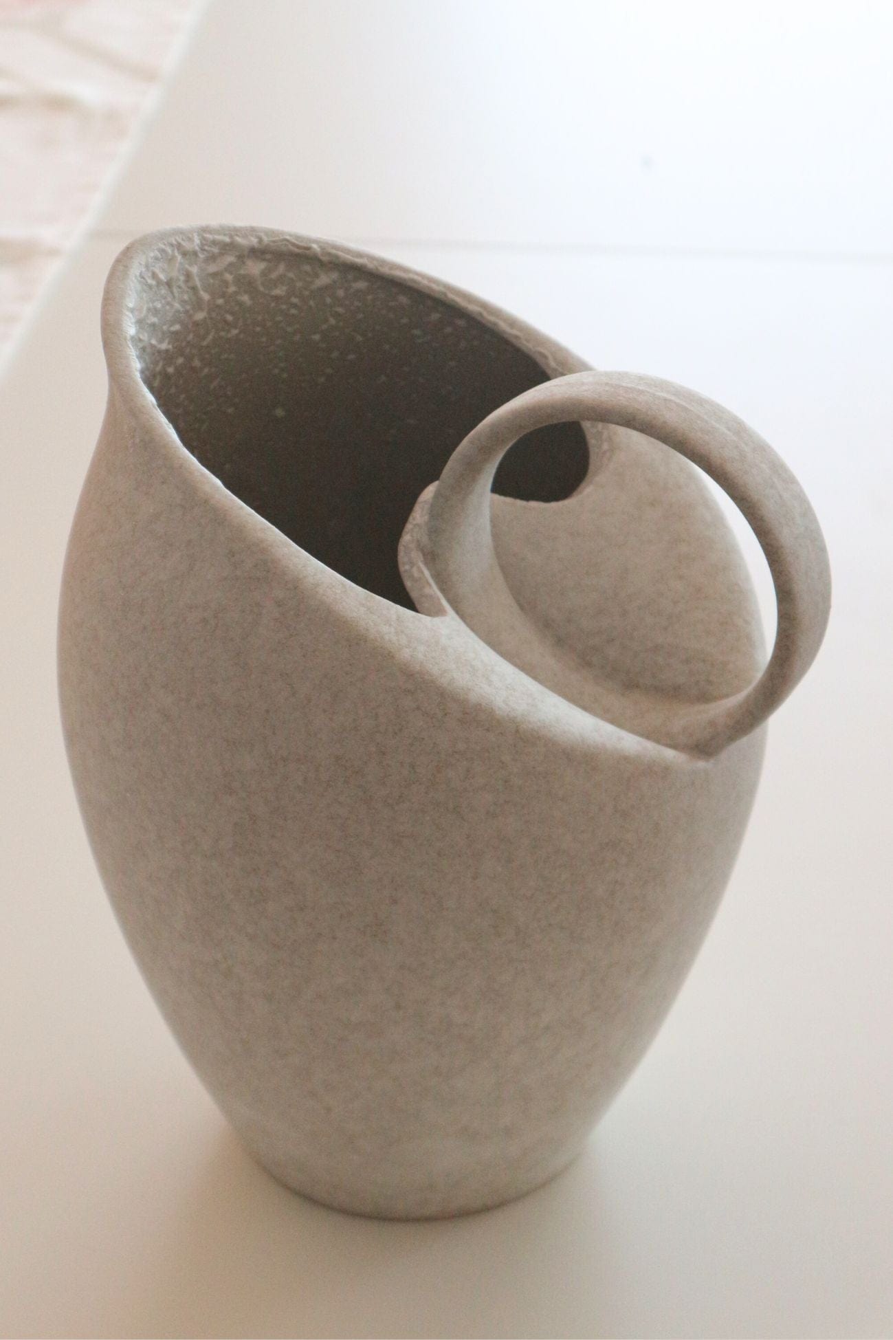 Bloomingville Savitha Savitha - Vaso di design a forma di caraffa color naturale 2350 ml | Bloomingville