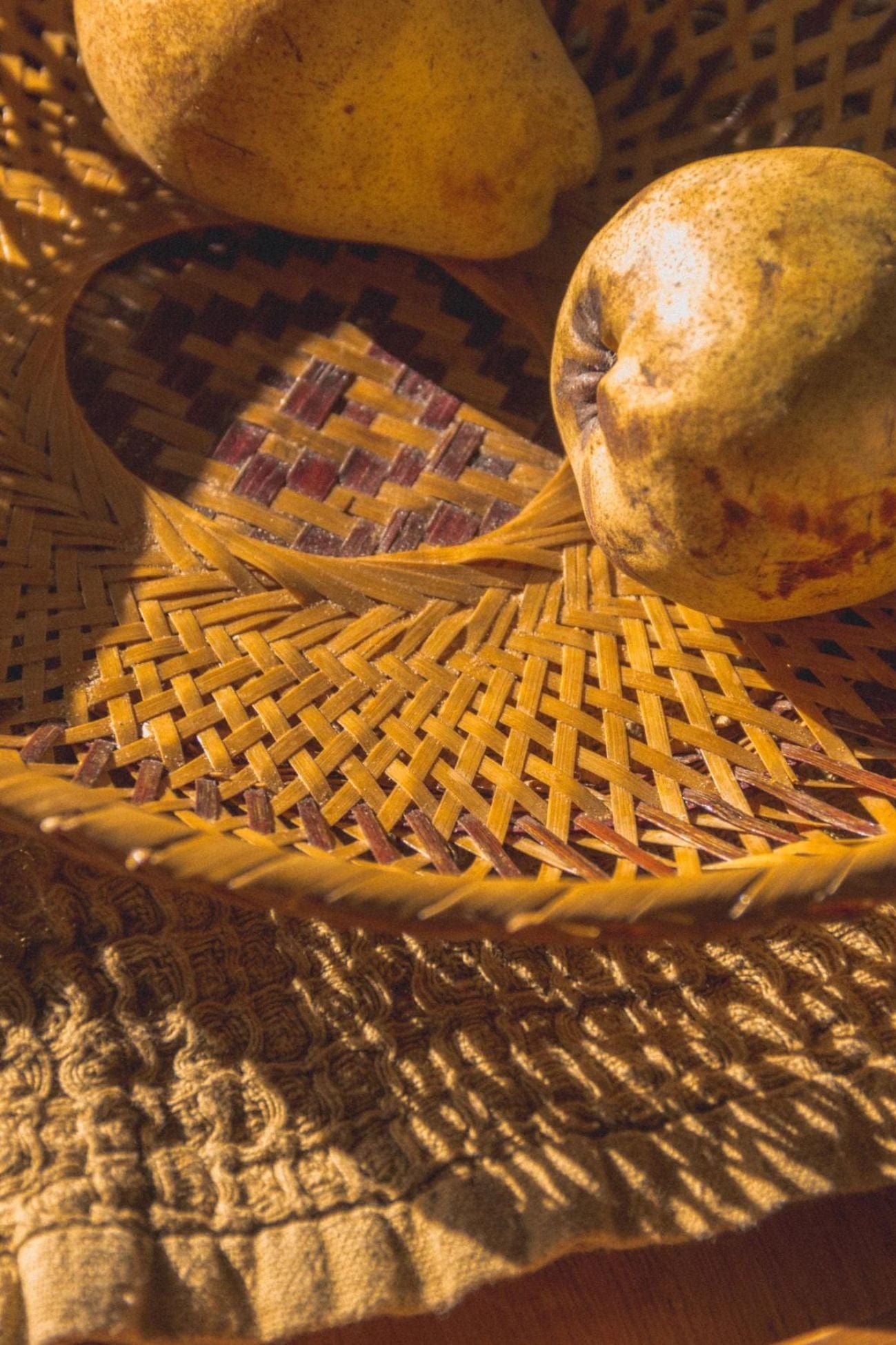 Éloge Deja Cestino in bambù naturale con fondo decorato