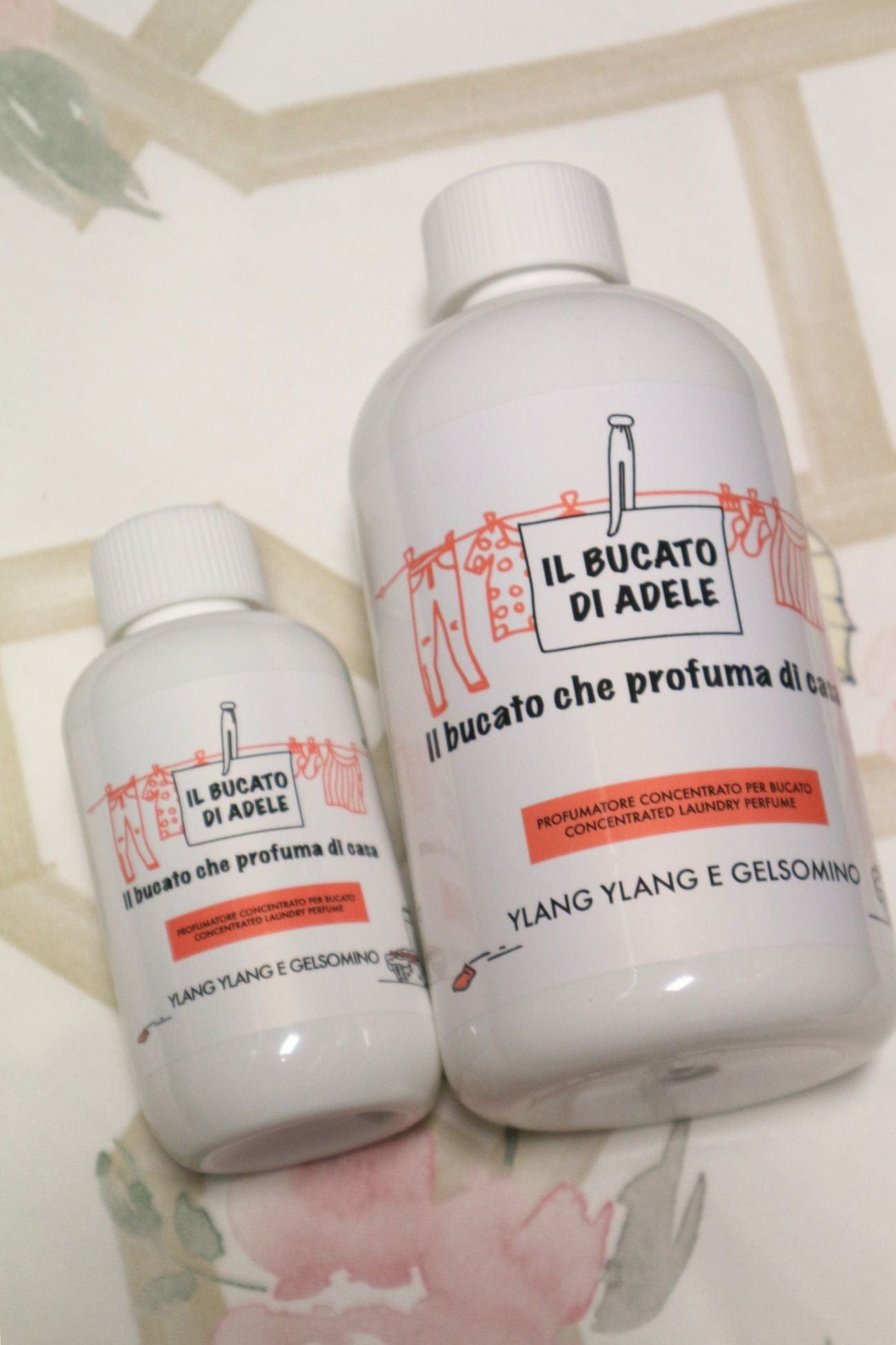 Il Bucato di Adele Ylang Ylang e Gelsomino Ylang Ylang e Gelsomino - Profumatore per bucato floreale - mughetto, gelsomino, ylang-ylang | Il Bucato di Adele