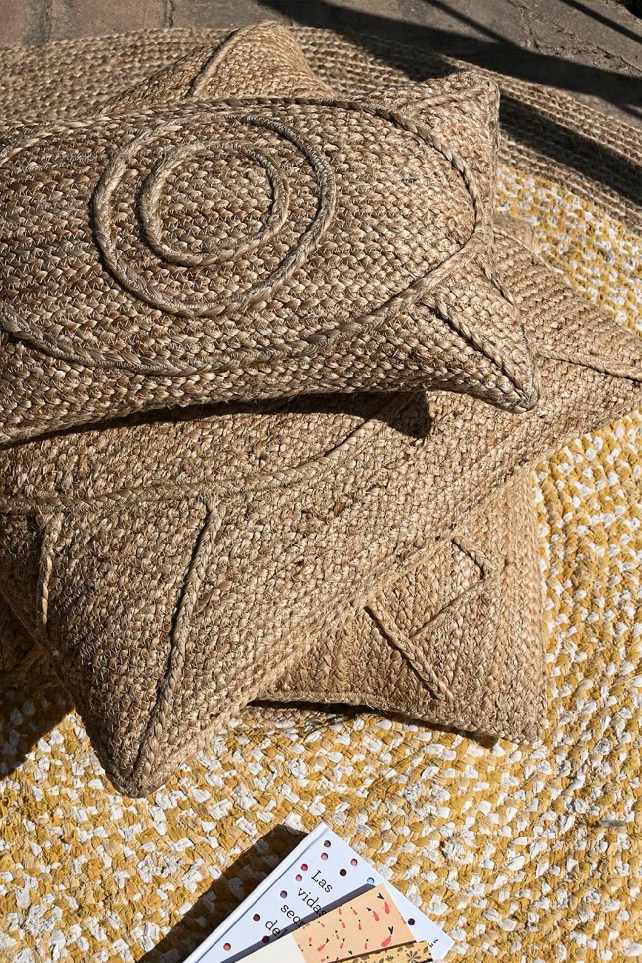 Item International Akwa Cuscino arredo imbottito rettangolare con fronte in juta