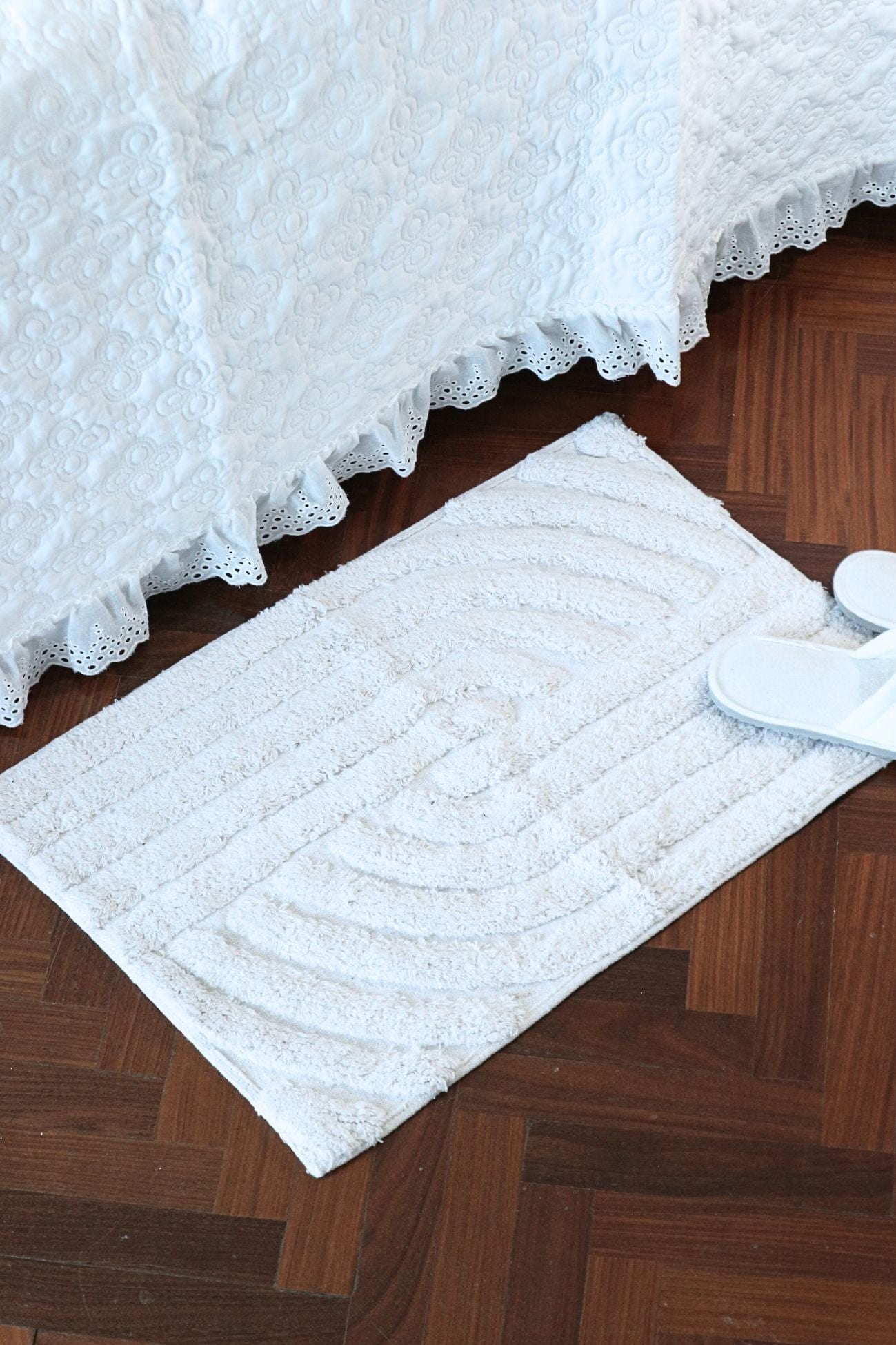 Item International Bode Bode - Tappetino in cotone bianco con motivo geometrico 60x40 | Item International