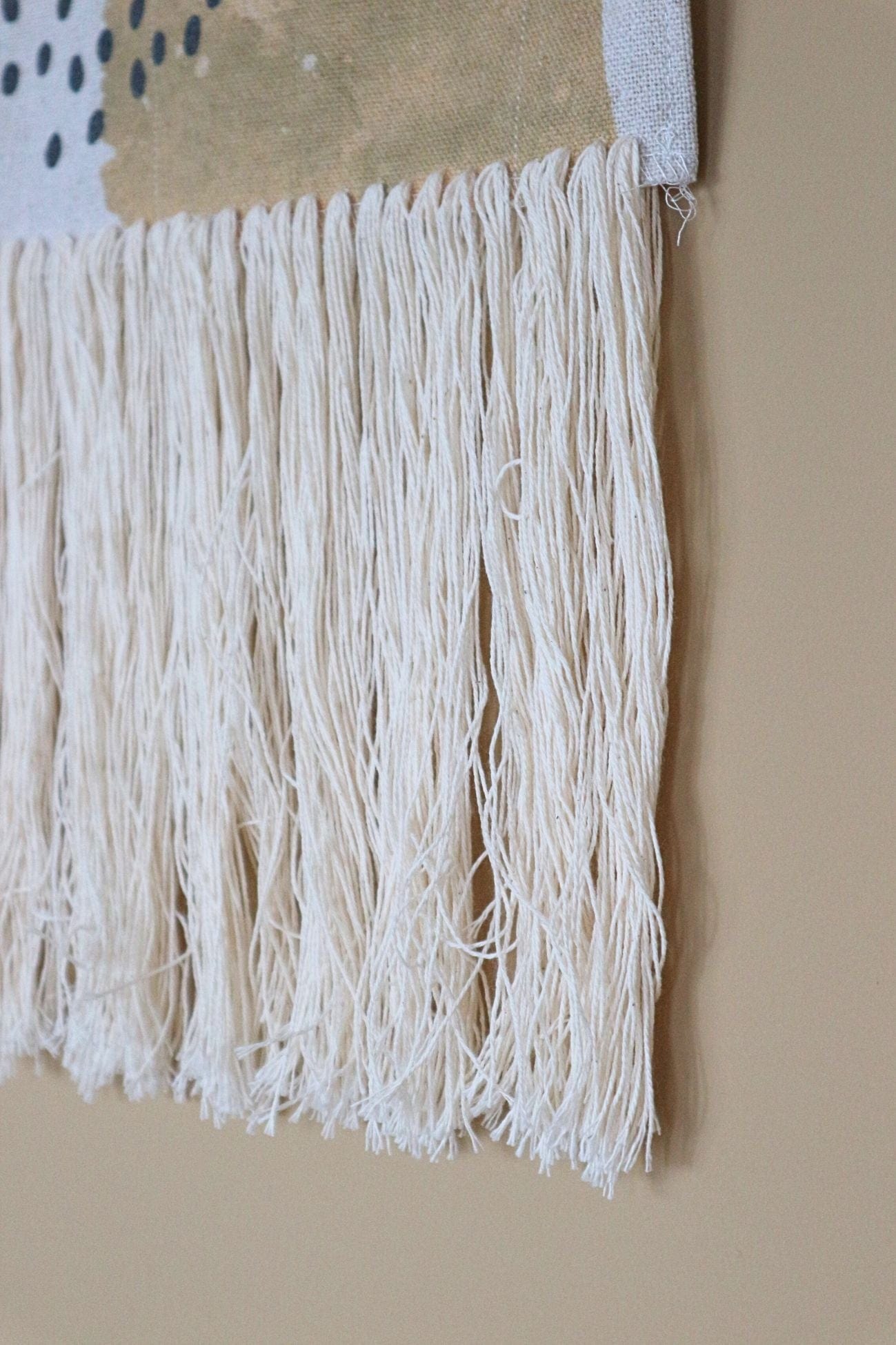 Item International Dalan Dalan - Decorazione da parete con frange e filo in ferro nero | Item International