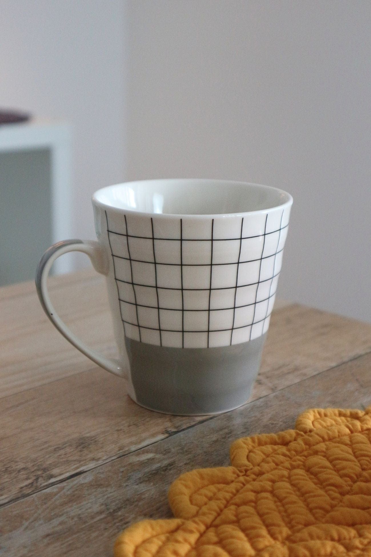 Item International Dots Dots - Tazza in porcellana con righe 340 ml | Item International