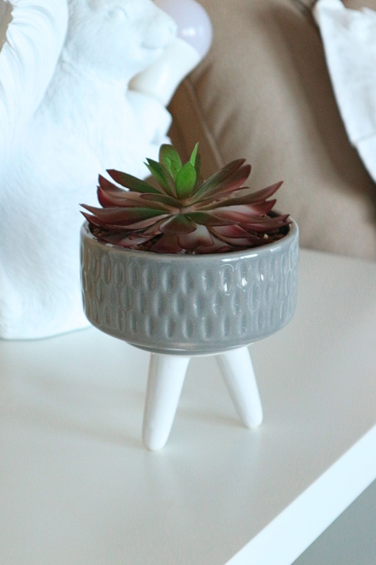 Item International Isla Isla - Piantina artificiale in porcellana azzurra con gambe | Item International