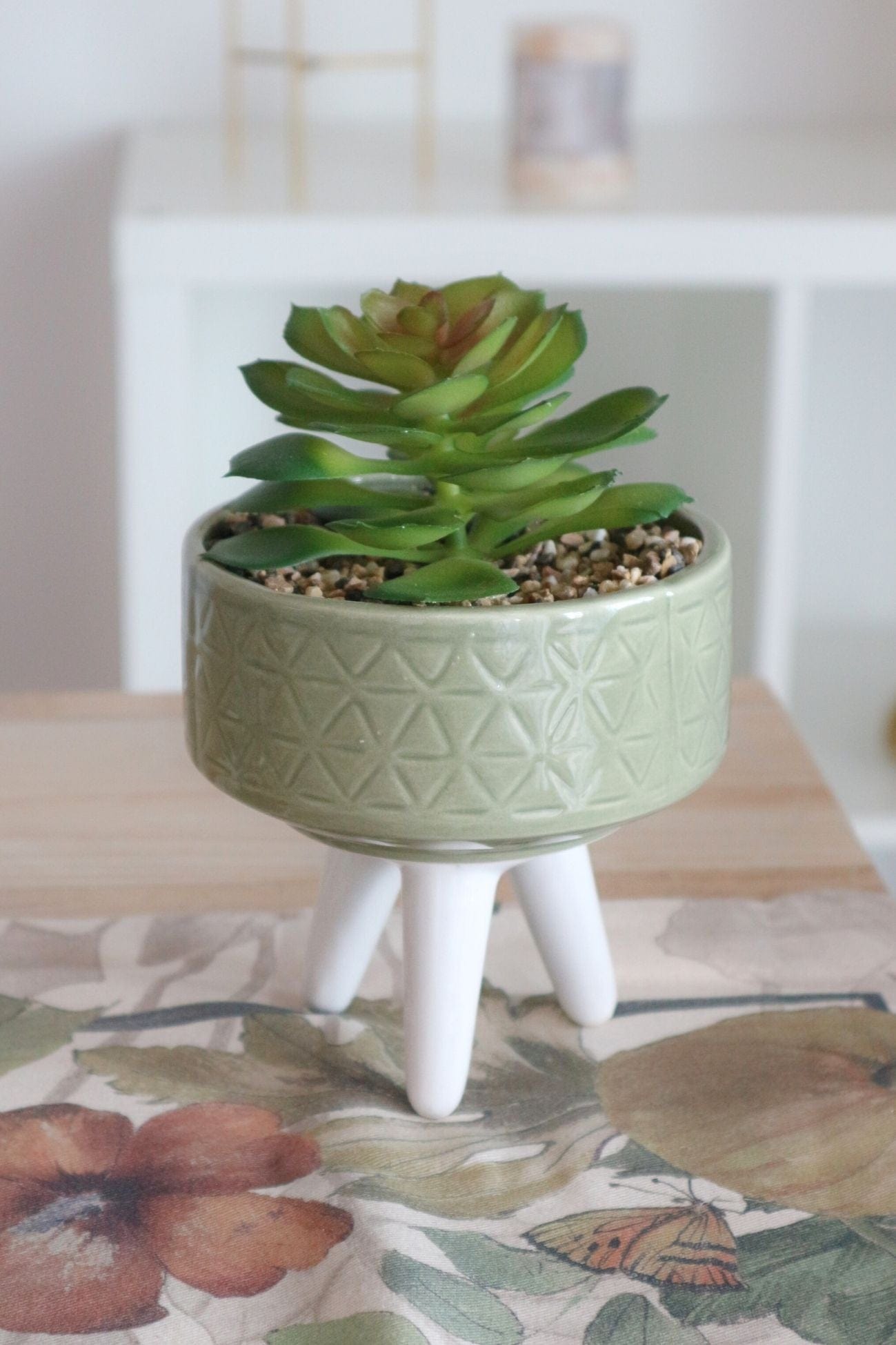 Item International Isla Isla - Piantina artificiale in porcellana verde con gambe | Item International