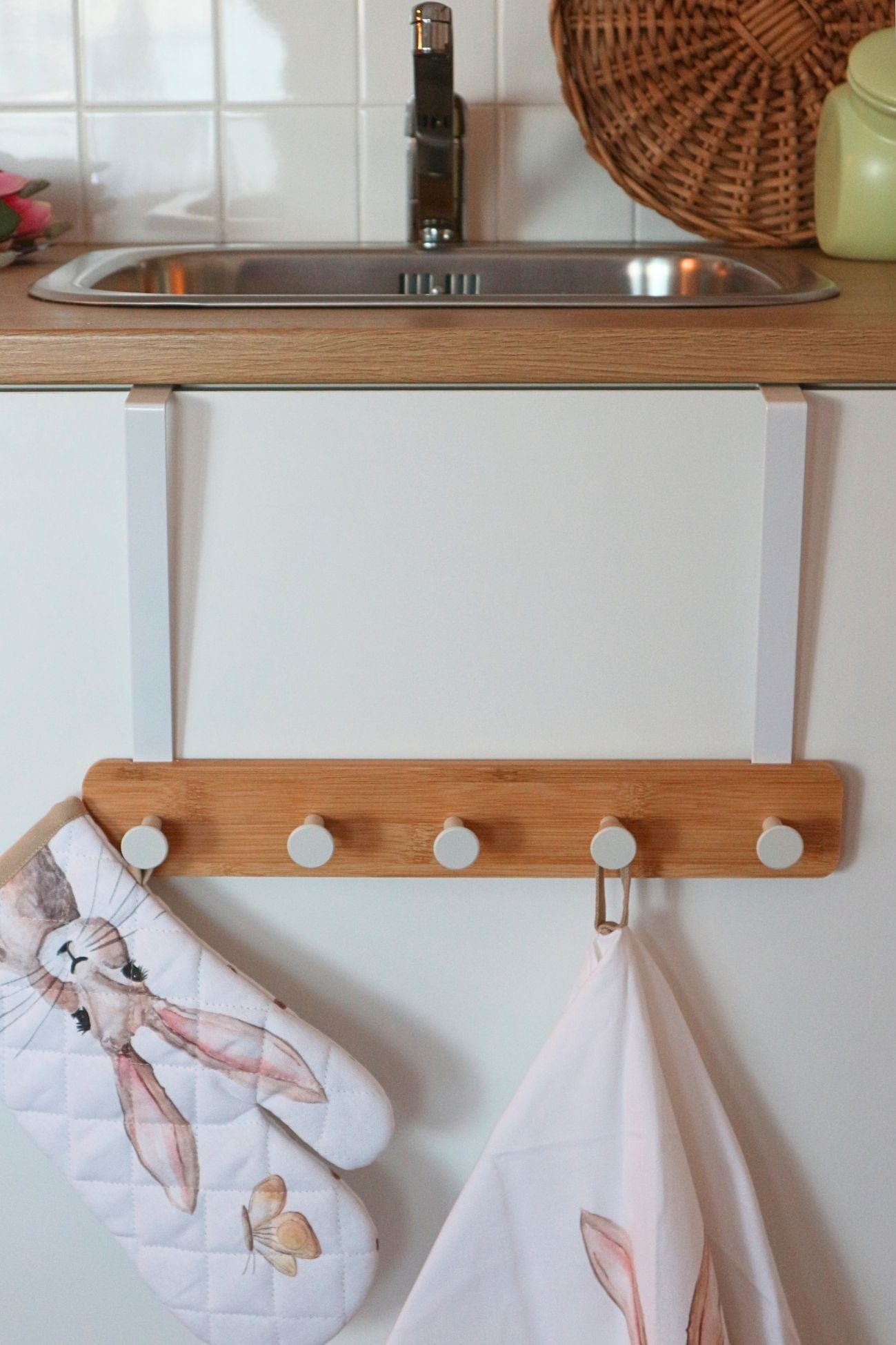 Item International Jan Jan - Porta asciugamani da porta o cassetto in metallo bianco e bamboo | Item International