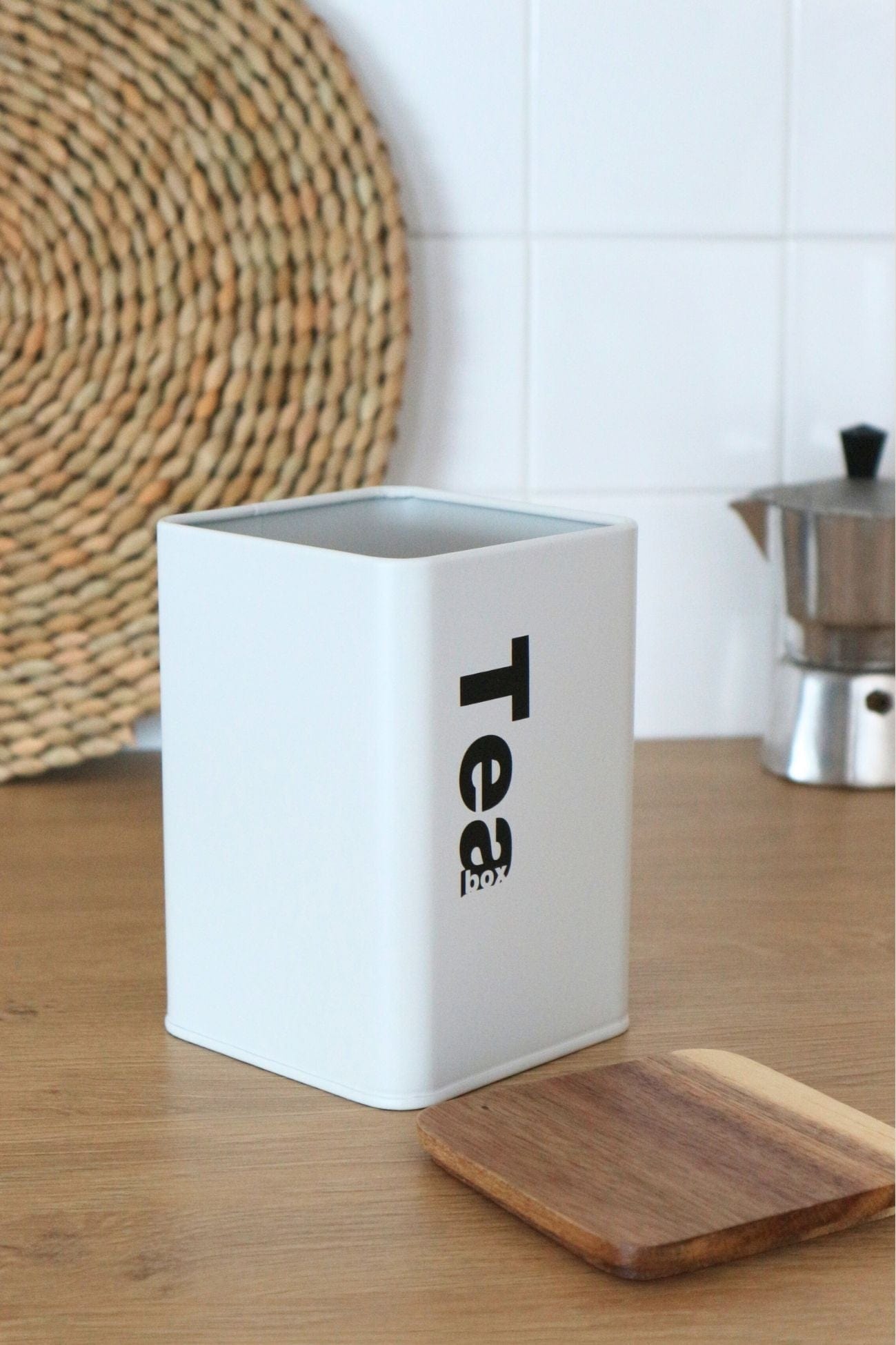 Item International Joseph Joseph - Barattolo in metallo bianco e tappo in bambù - Tea | Item International