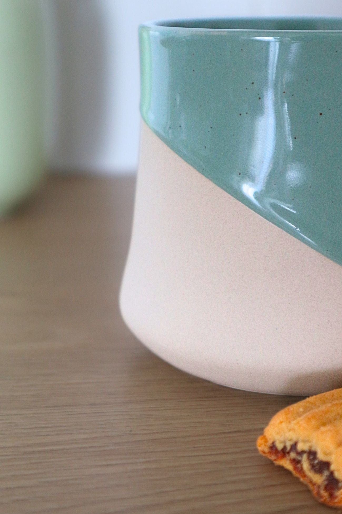 Item International Kamilla Kamilla - Tazza in porcellana con base beige 385 ml | Item International