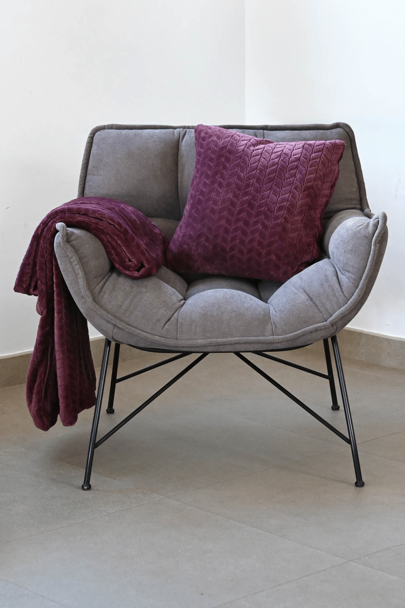 Item International Lydia Coperta bordeaux in poliestere 130x170