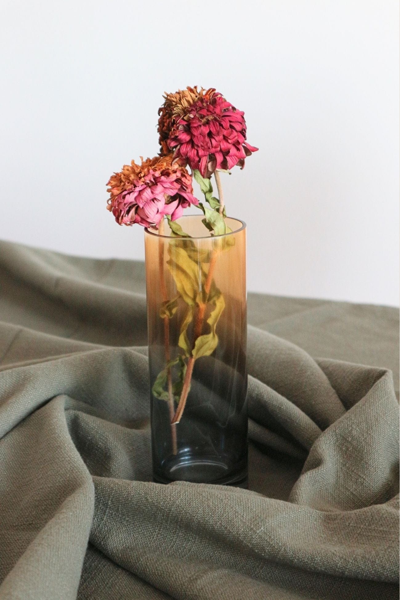 Item International Mathea Mathea - Vaso in vetro con sfumature di colore giallo e celeste | Item International