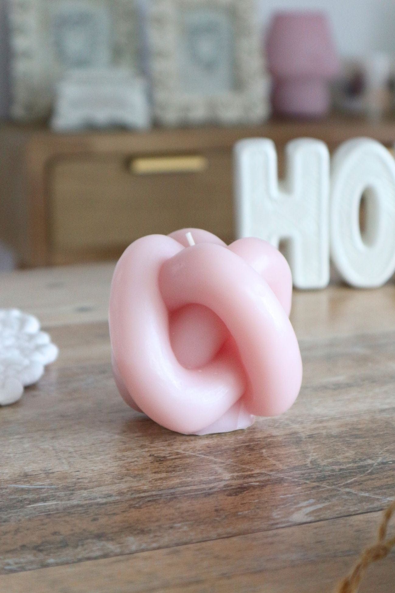 Item International Munai Munai - Candela rosa a forma di nodo | Item International