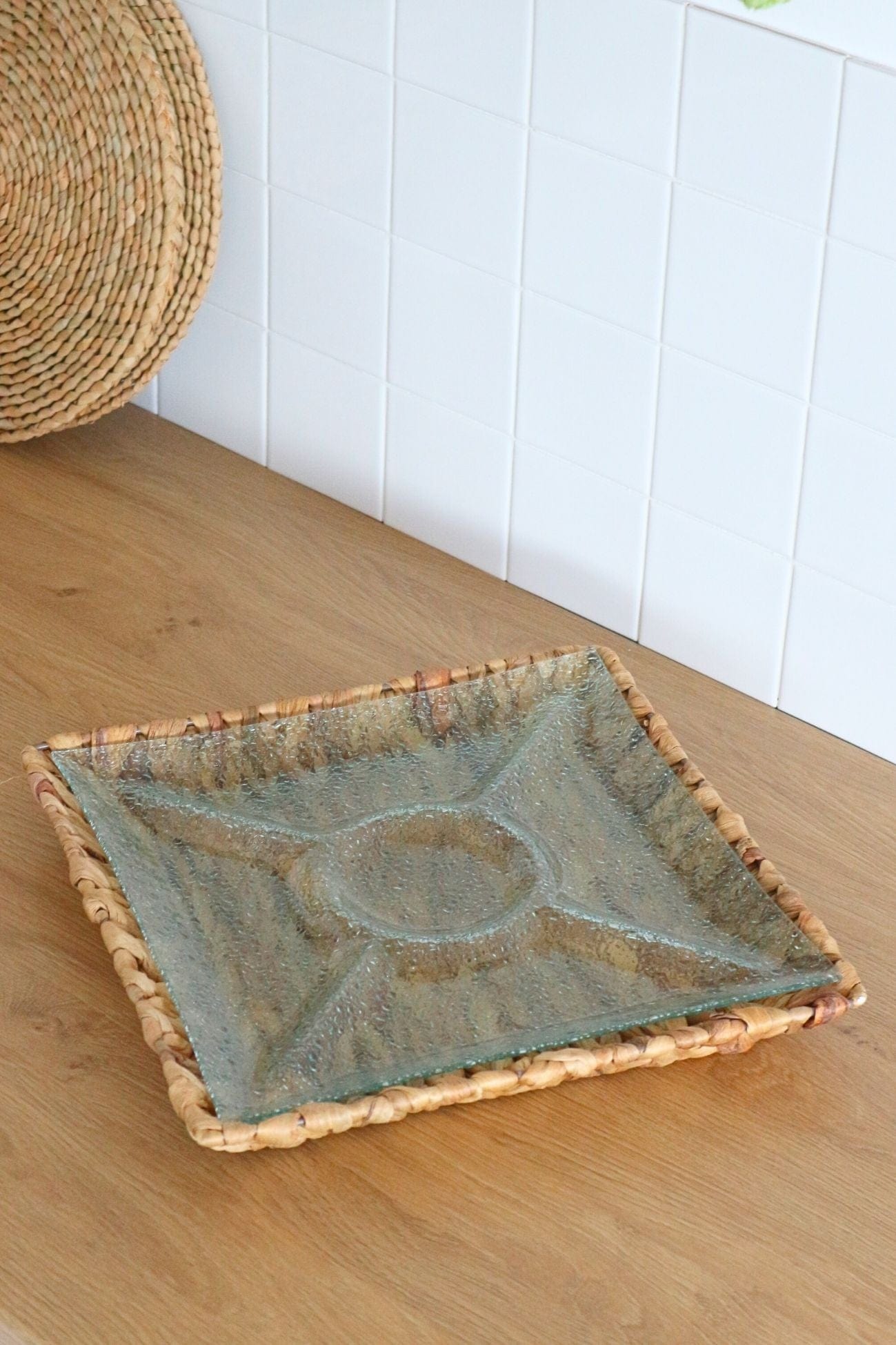 Item International Oreka Oreka - Vassoio per aperitivo in vimini e cristallo | Item International