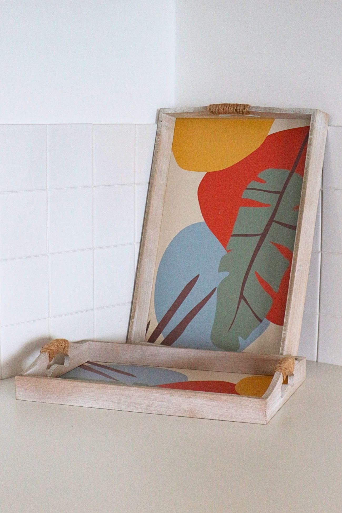 Item International Palawan Palawan - Vassoio tropicale in legno con manici | Item International