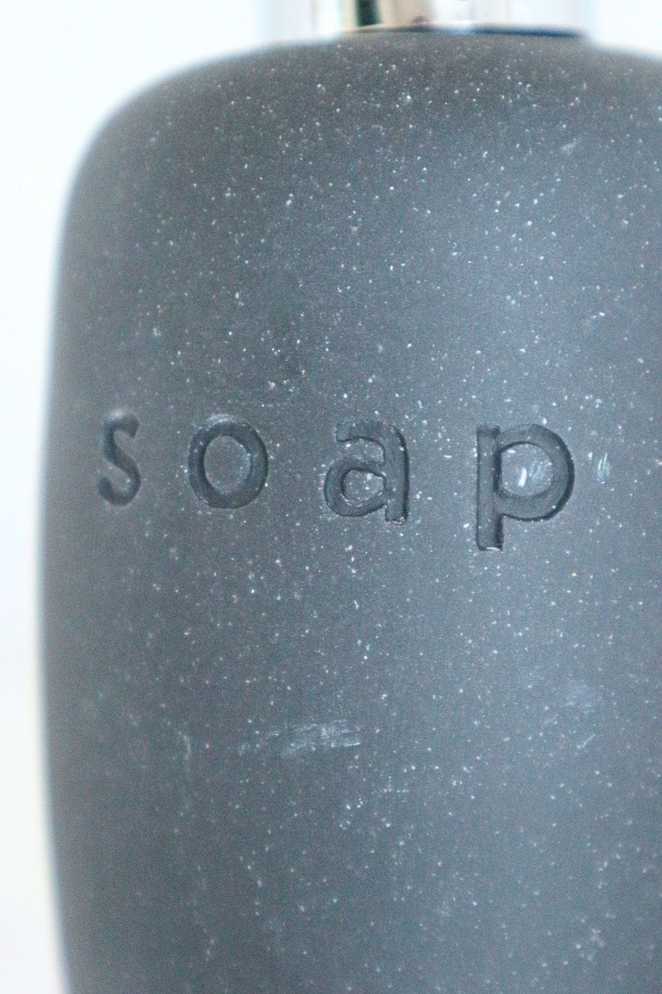 Item International Steen Steen - Dosatore di sapone in gres porcellanato nero | Item International