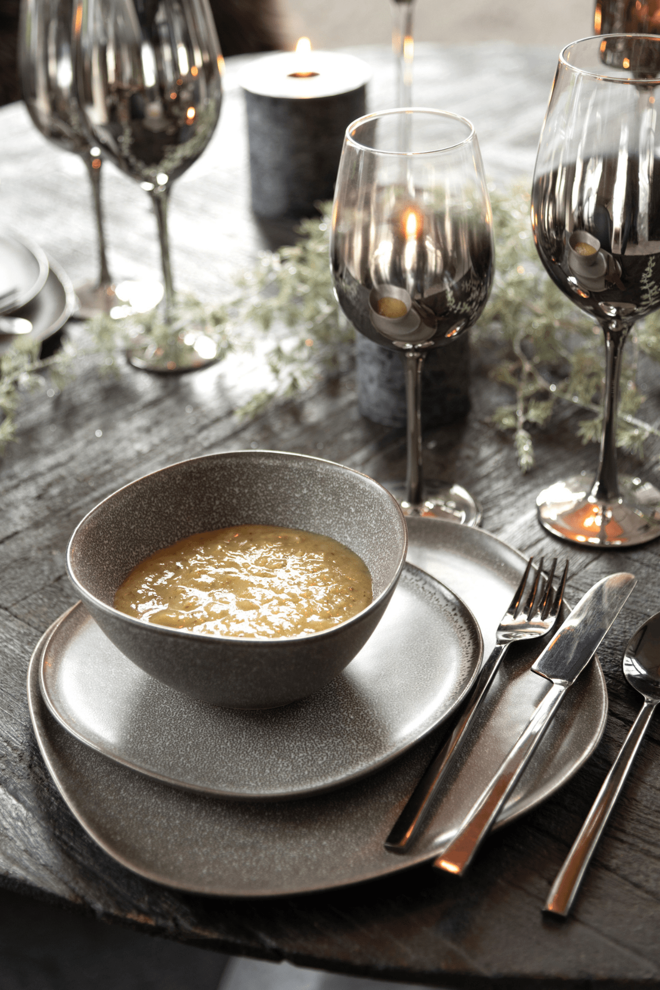 Jolipa Grey Stone Piatto piano in ceramica grigia