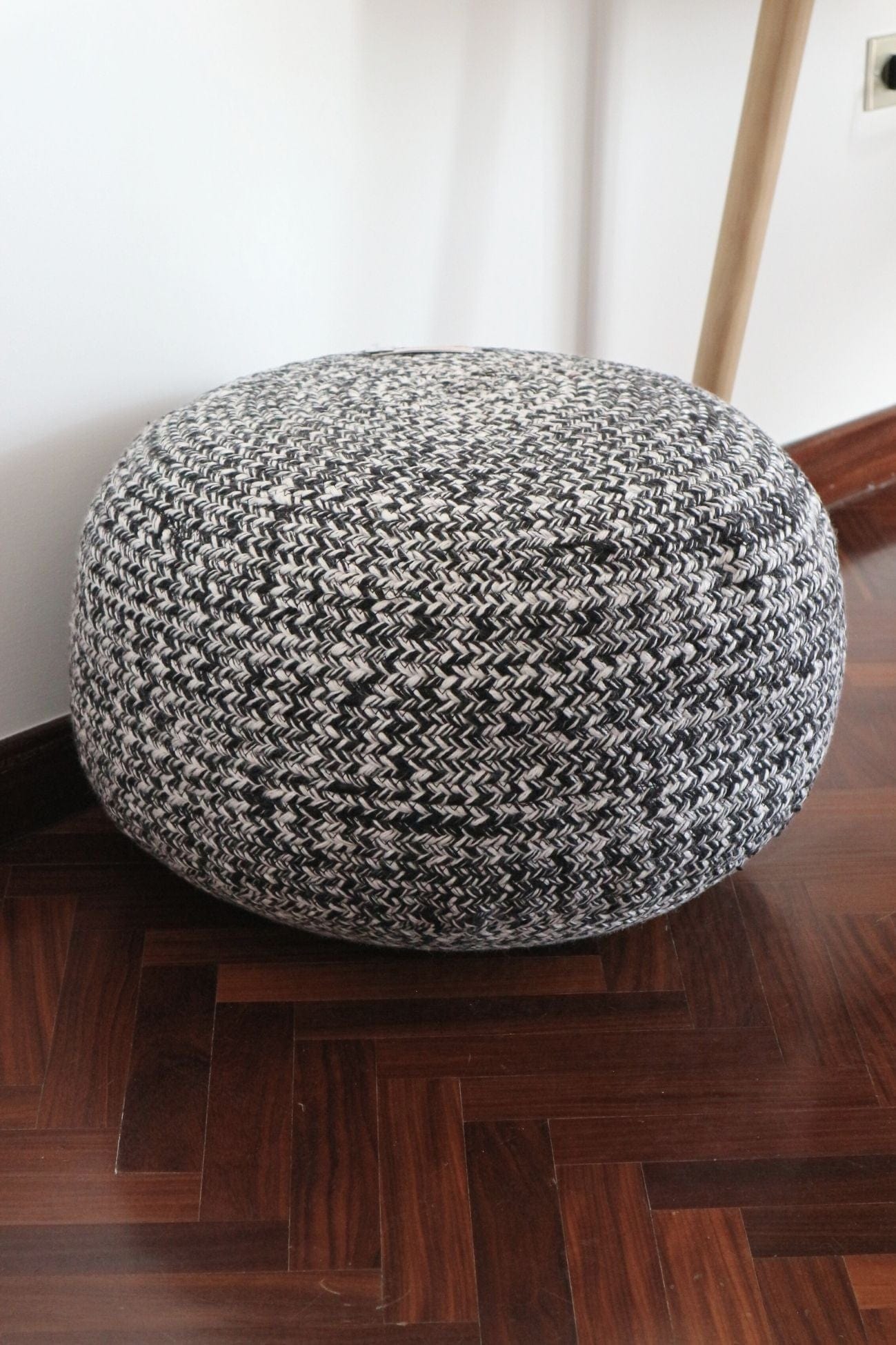 Jolipa Miami Miami - Pouf bianco e nero in poliestere | Jolipa