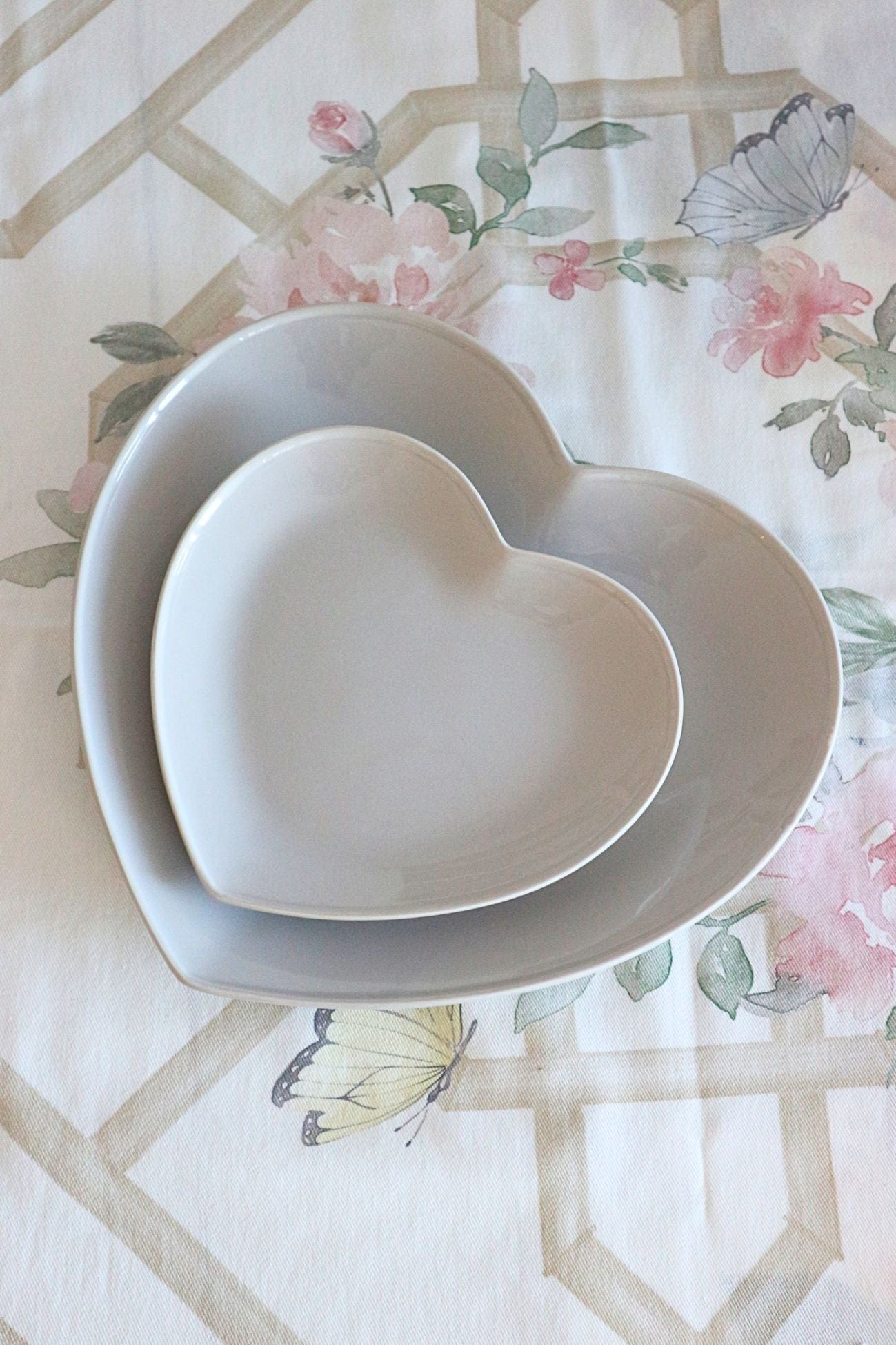 Luxe Lodge Cuore Cuore - Piatto a forma di cuore in ceramica grigia | Luxe Lodge Piccolo