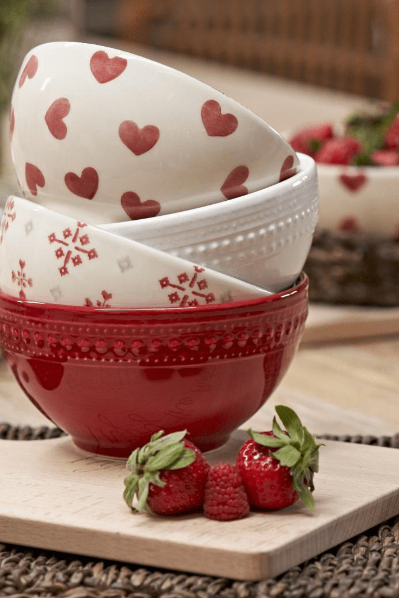 Luxe Lodge Jingle Bells Ciotola natalizia con fiocchi decorata a mano