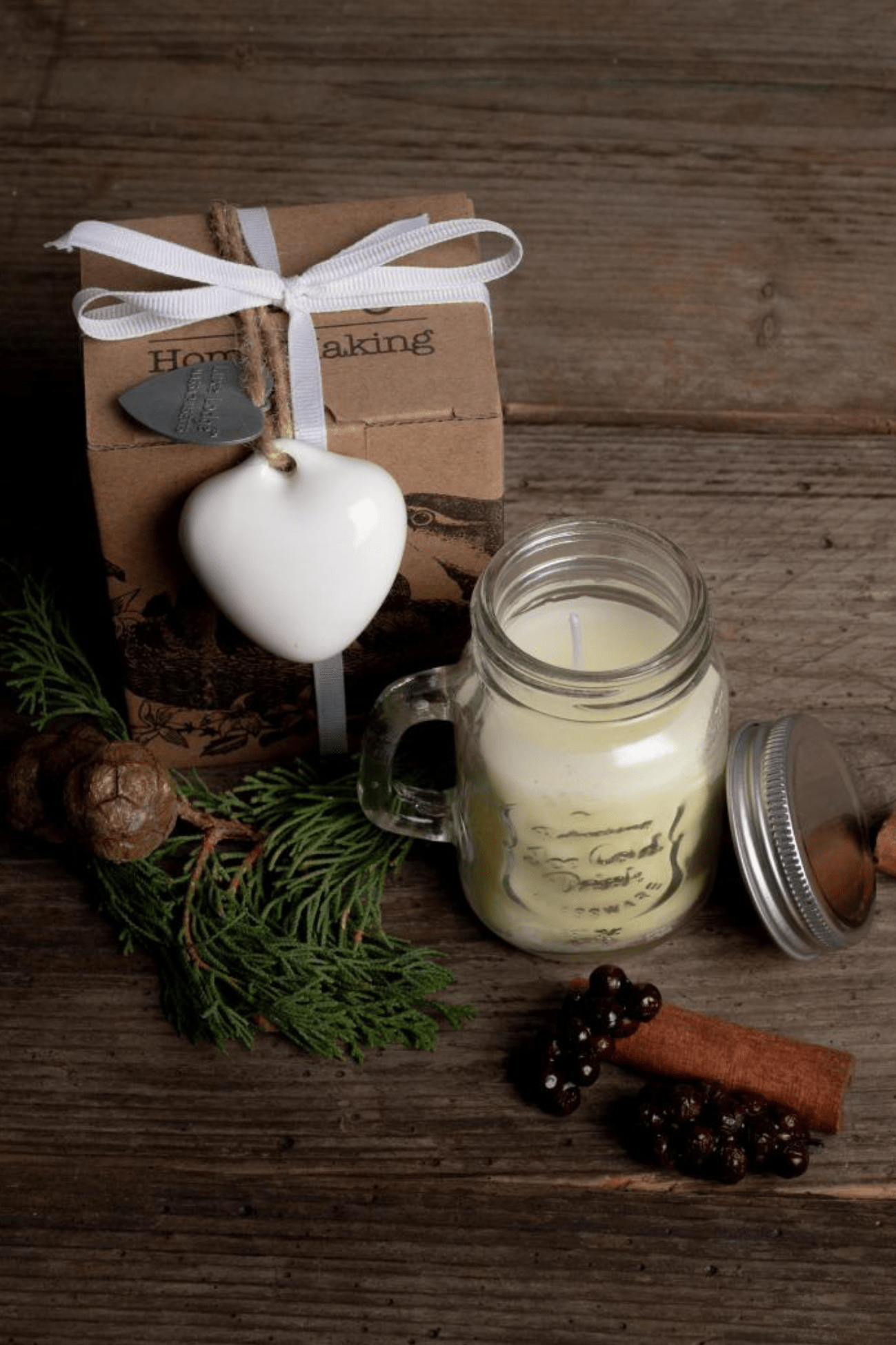 Luxe Lodge Luxe Candela bianca con contenitore in vetro