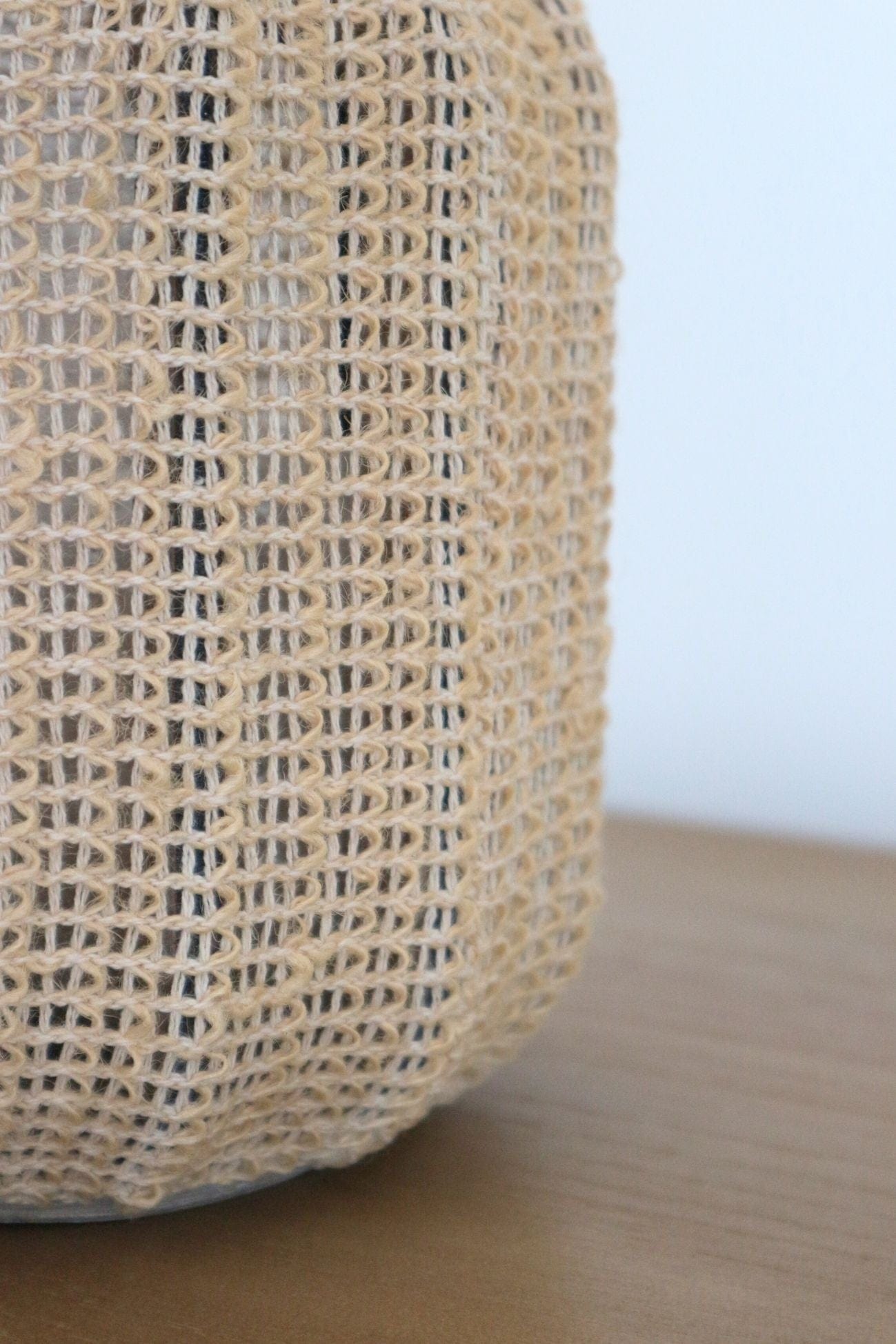 Luxe Lodge Smid Smid - Lanterna in legno e tessuto beige con interno in vetro | Luxe Lodge