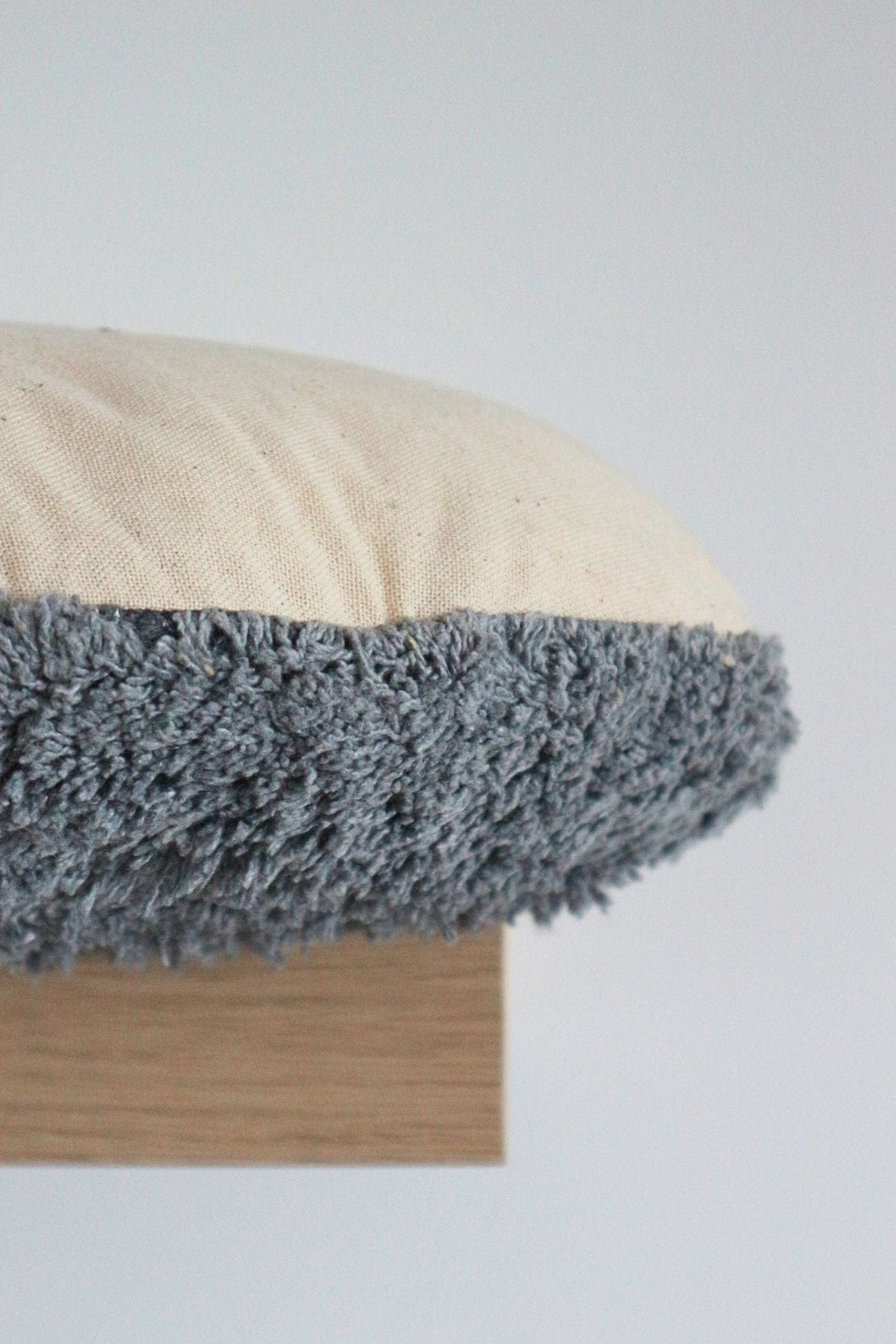 Novità Home Pelosotto Pelosotto - Cuscino arredo tondo imbottito in cotone color azzurro | Novità Home