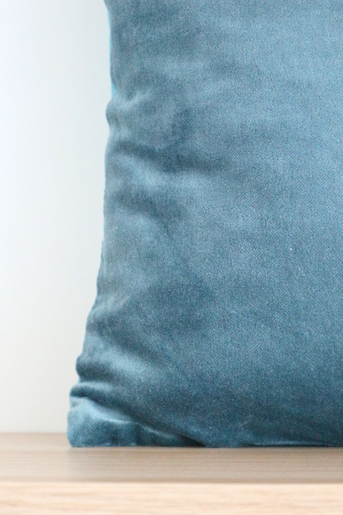 Novità Home Velvet Velvet - Cuscino arredo in velluto di cotone blu | Novità Home