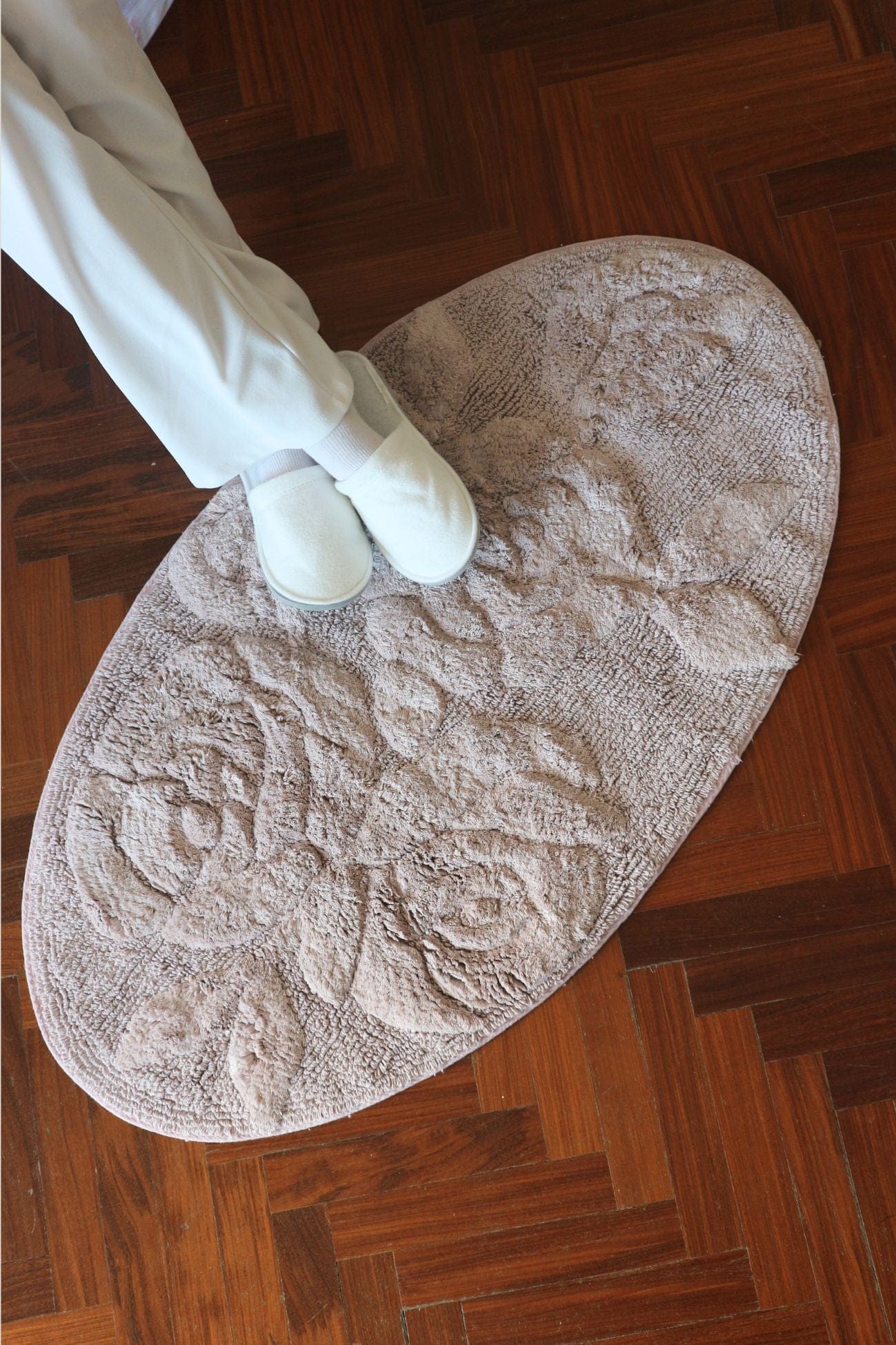 Nuvole di Stoffa Ovale Rose Molly - Tappeto in cotone rosa malva ovale | Nuvole di Stoffa