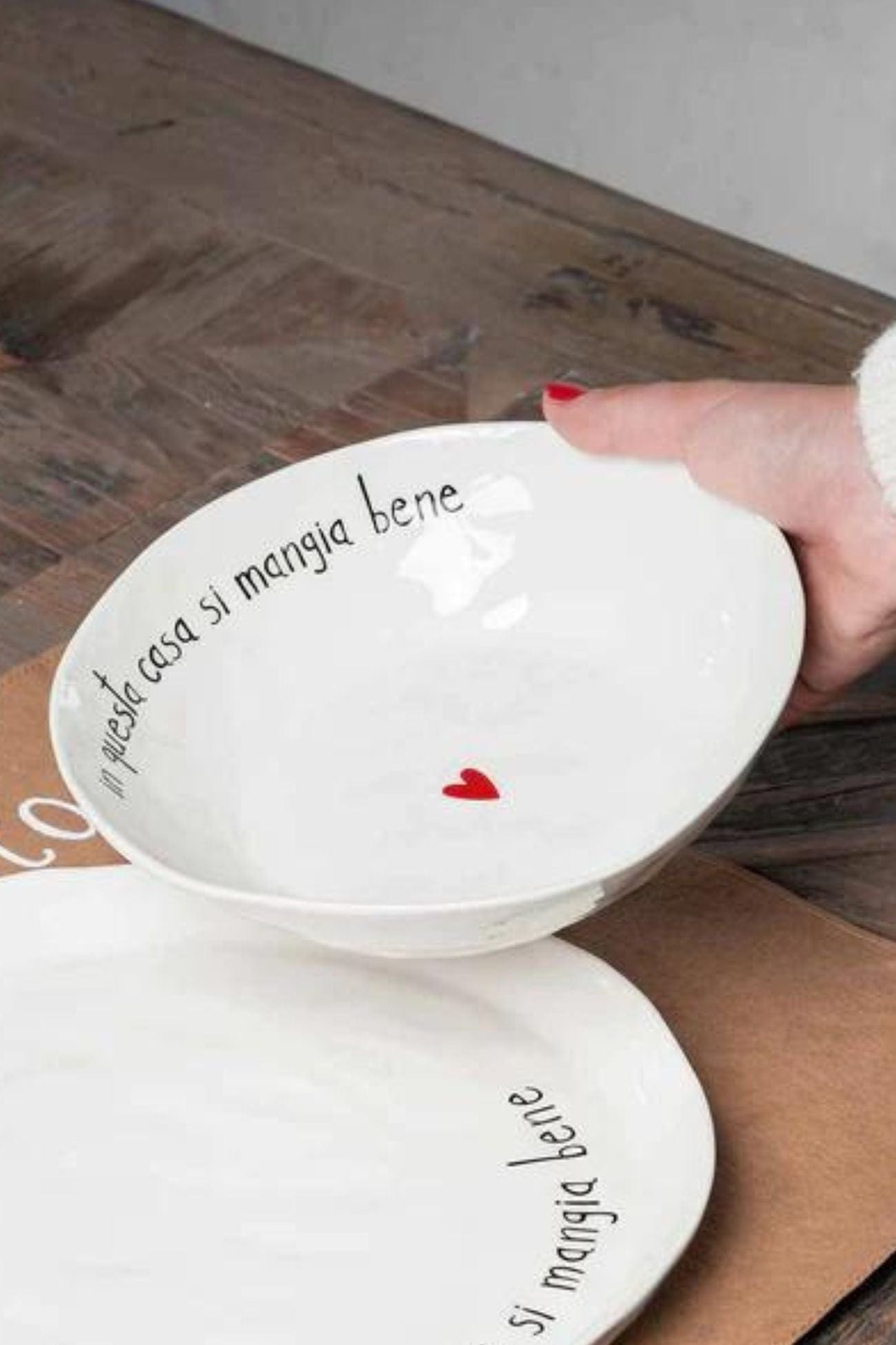 Simple Day In Questa Casa Si Mangia Bene In Questa Casa Si Mangia Bene - Set di 2 piatti fondi in ceramica 20 cm | Simple Day