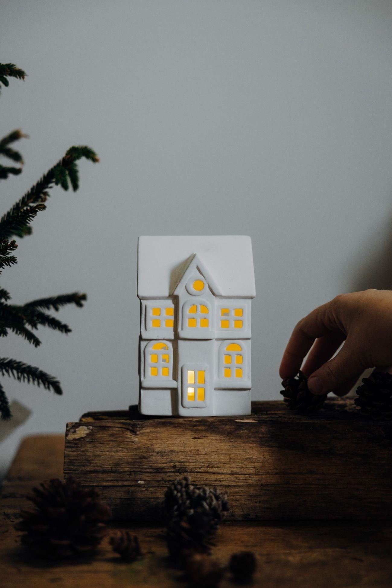 Storefactory Scandinavia Byn Byn - Casetta decorativa in ceramica opaca bianca | Storefactory Scandinavia