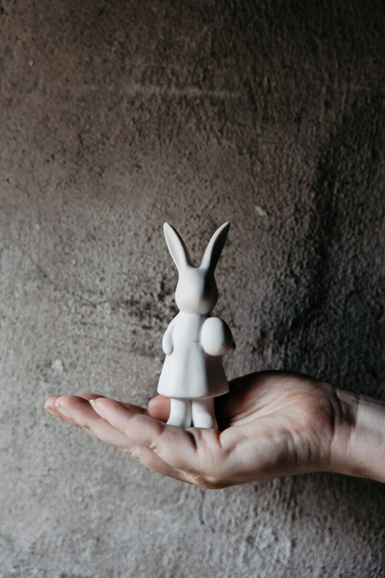 Storefactory Scandinavia Ester Ester - Coniglietto decorativo pasquale in ceramica bianca | Storefactory Scandinavia