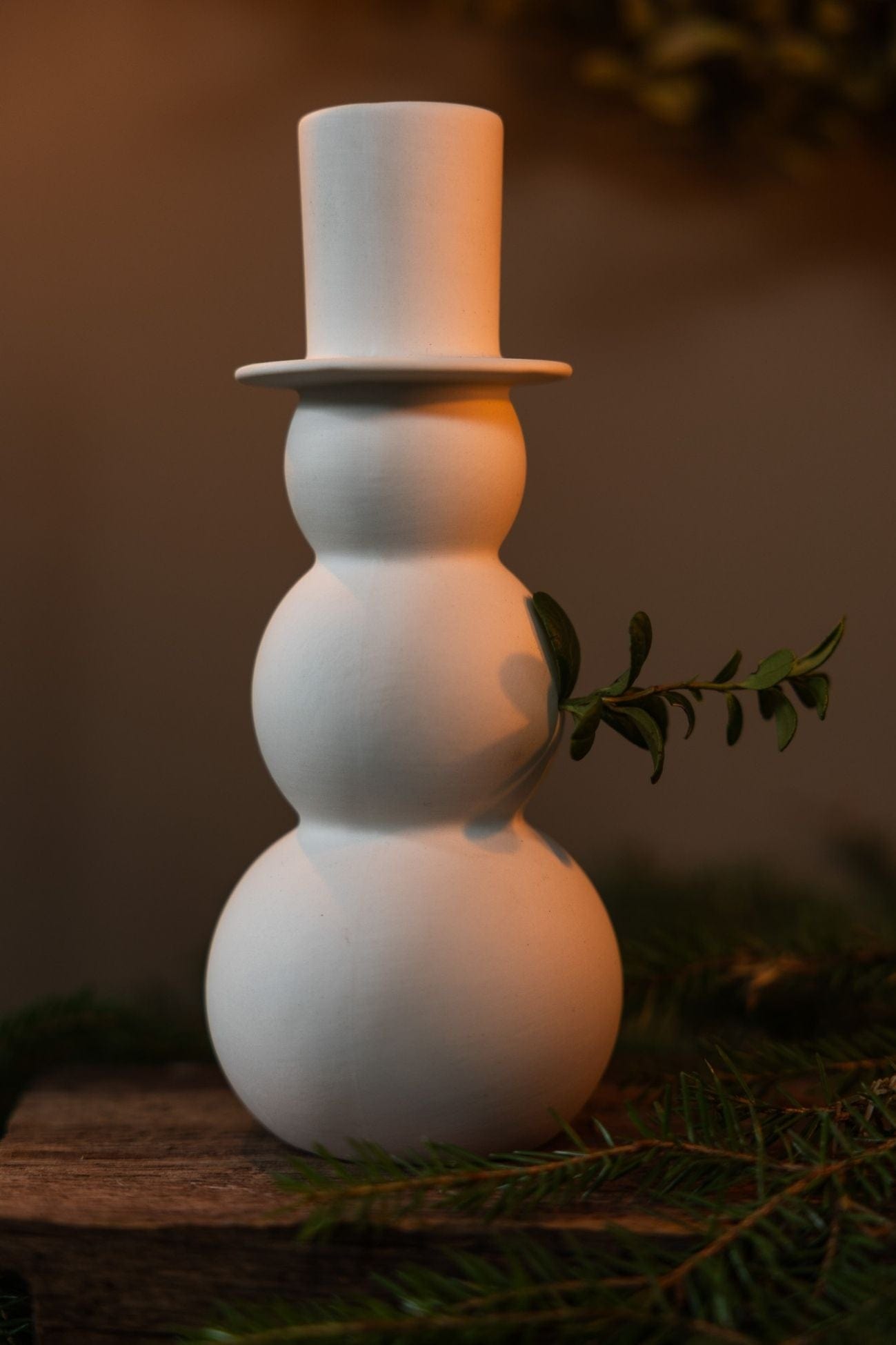 Storefactory Scandinavia Folke Folke - Pupazzo di neve grande in ceramica opaca bianca | Storefactory Scandinavia