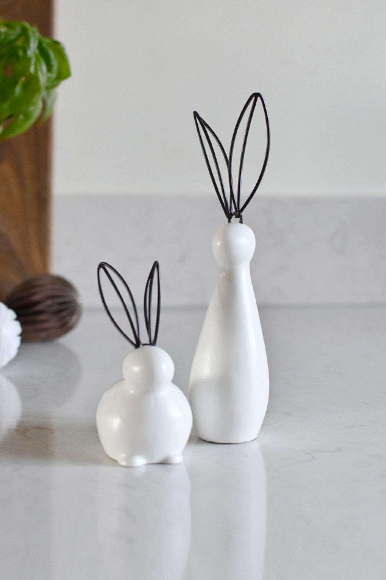 Storefactory Scandinavia Julia Julia - Coniglietto decorativo pasquale in ceramica bianca | Storefactory Scandinavia