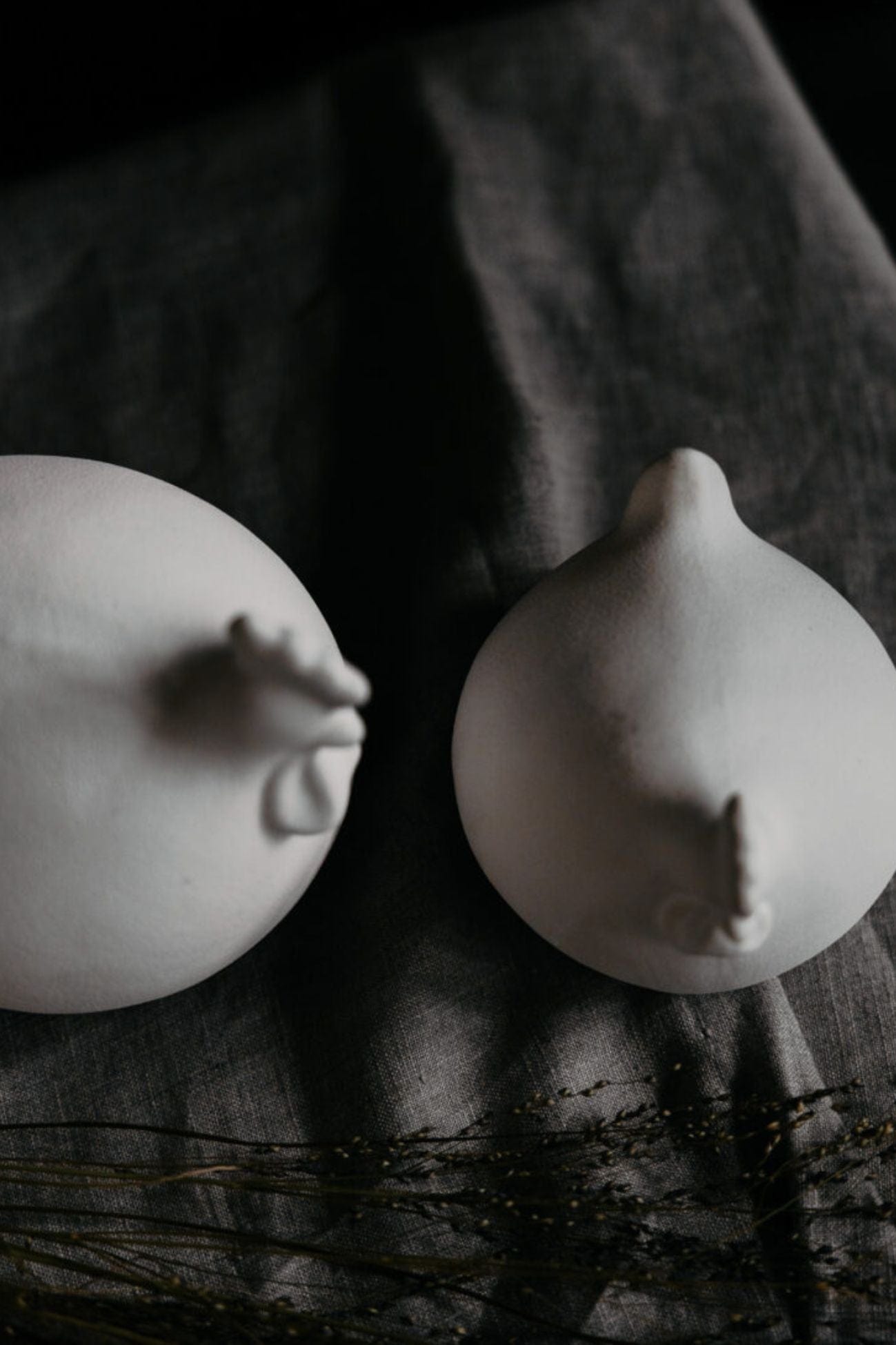 Storefactory Scandinavia Ruth Ruth - Gallinella decorativa in ceramica bianca | Storefactory Scandinavia