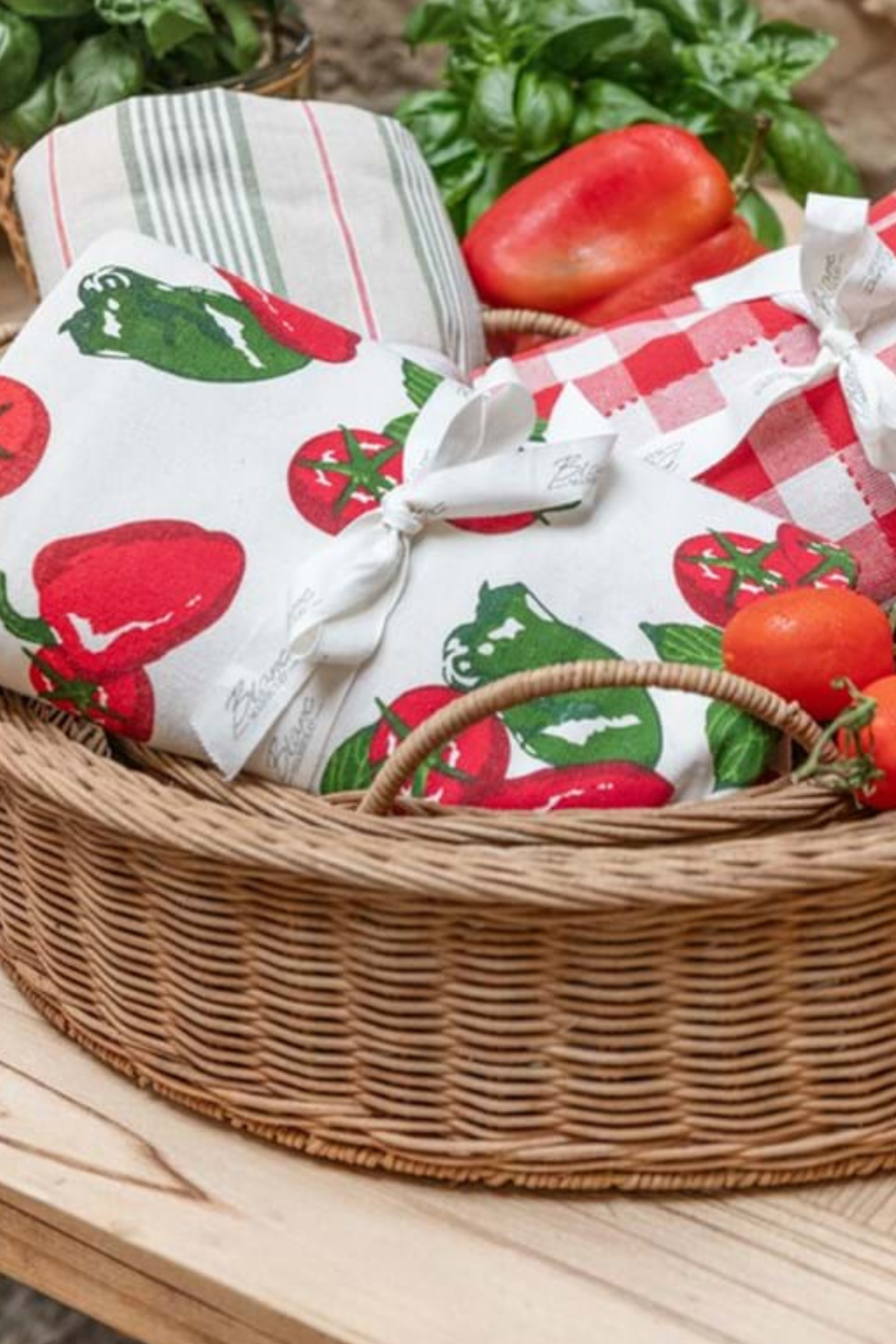 Breakfast on the Grass