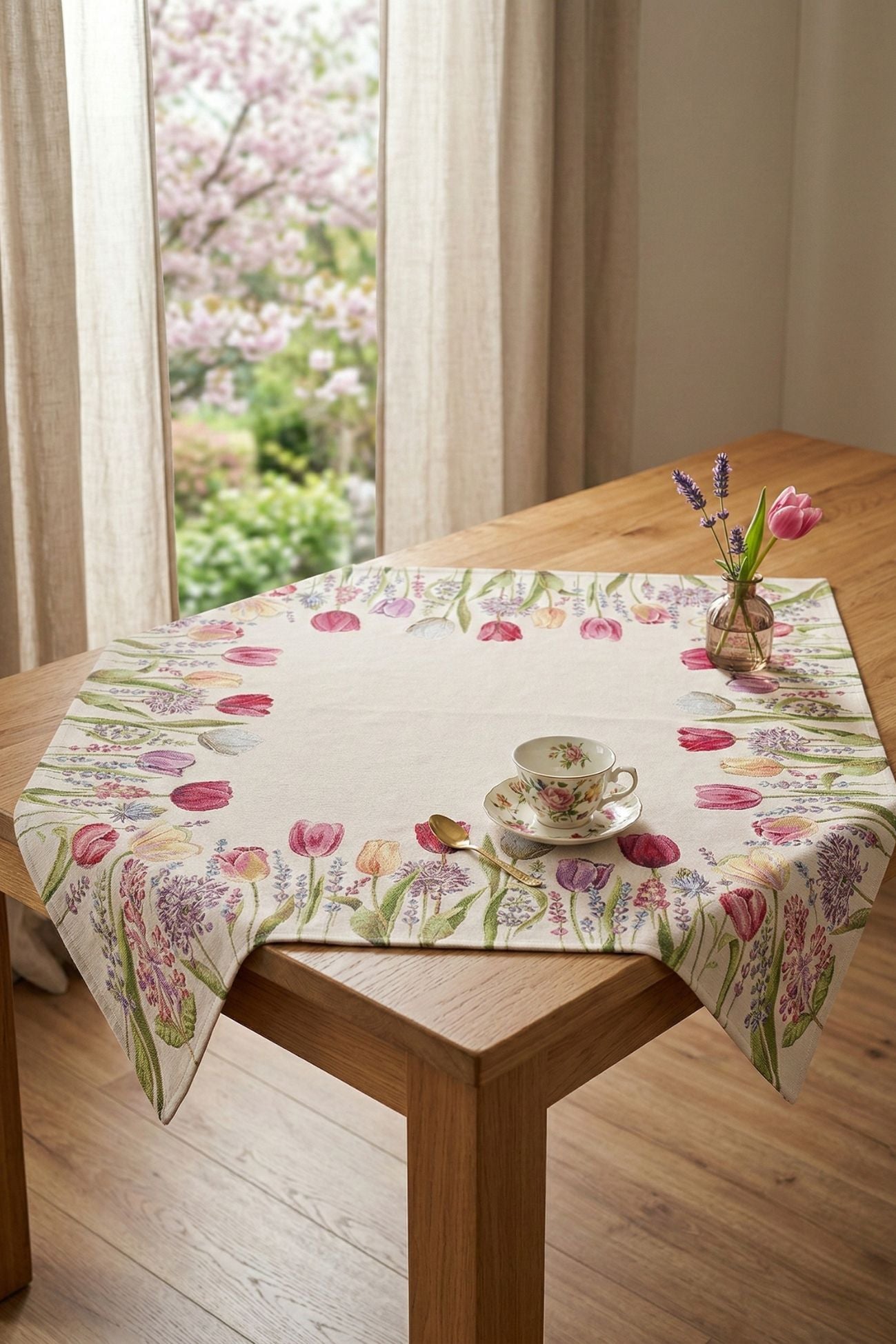 Breakfast on the Grass