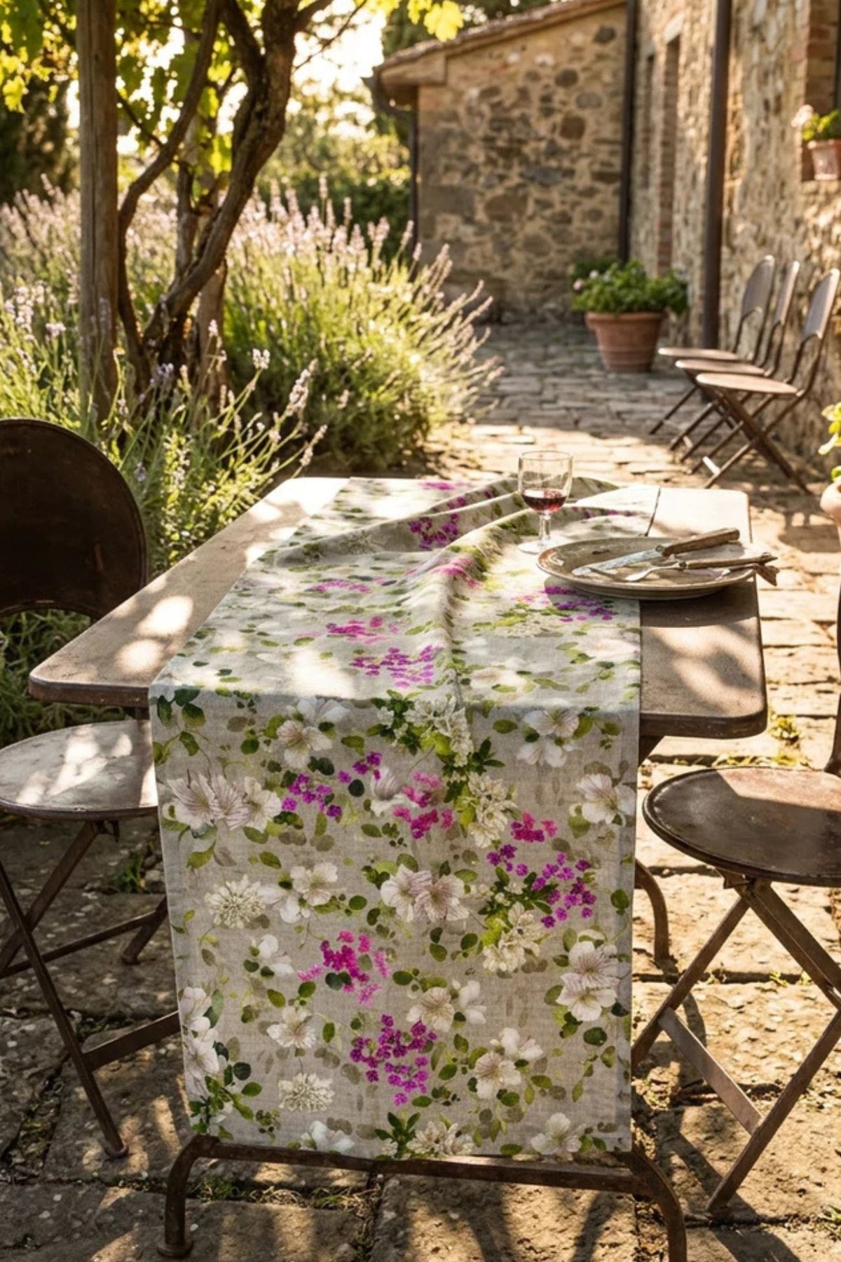 Biscondola Table Runner