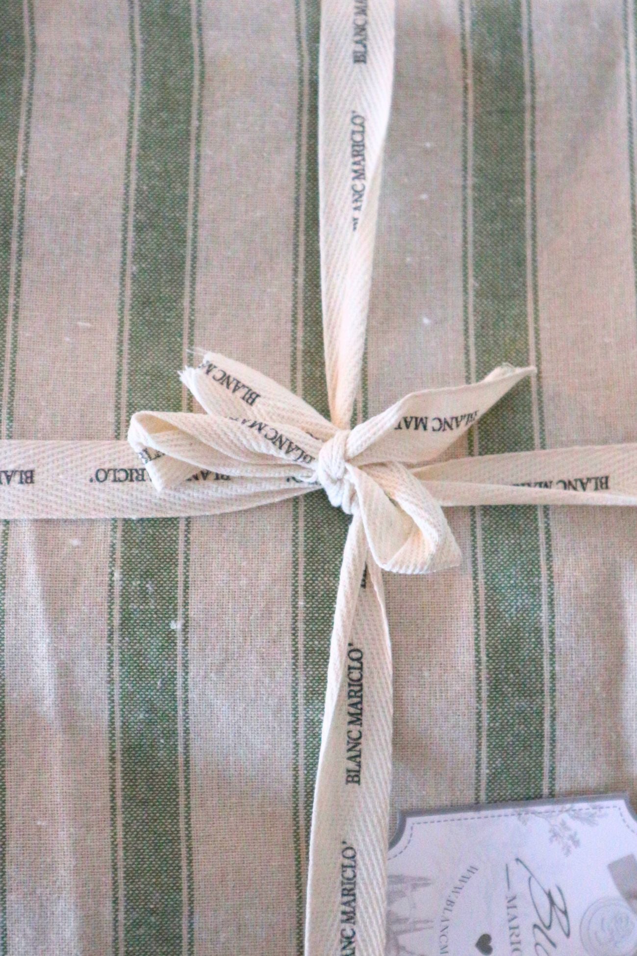 Breakfast on the Grass