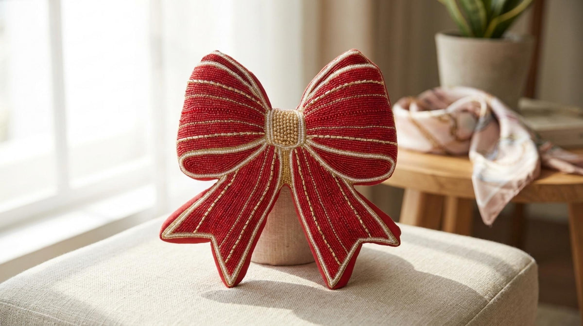 Noel Elegance Cuscino Fiocco Rosso - Orizzontale
